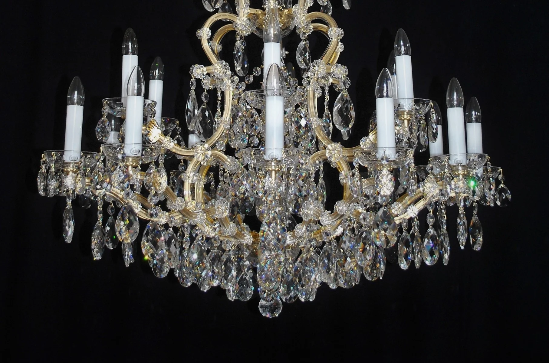 18-flame high Maria Theresa crystal chandelier with crystal almonds I. - Image 5