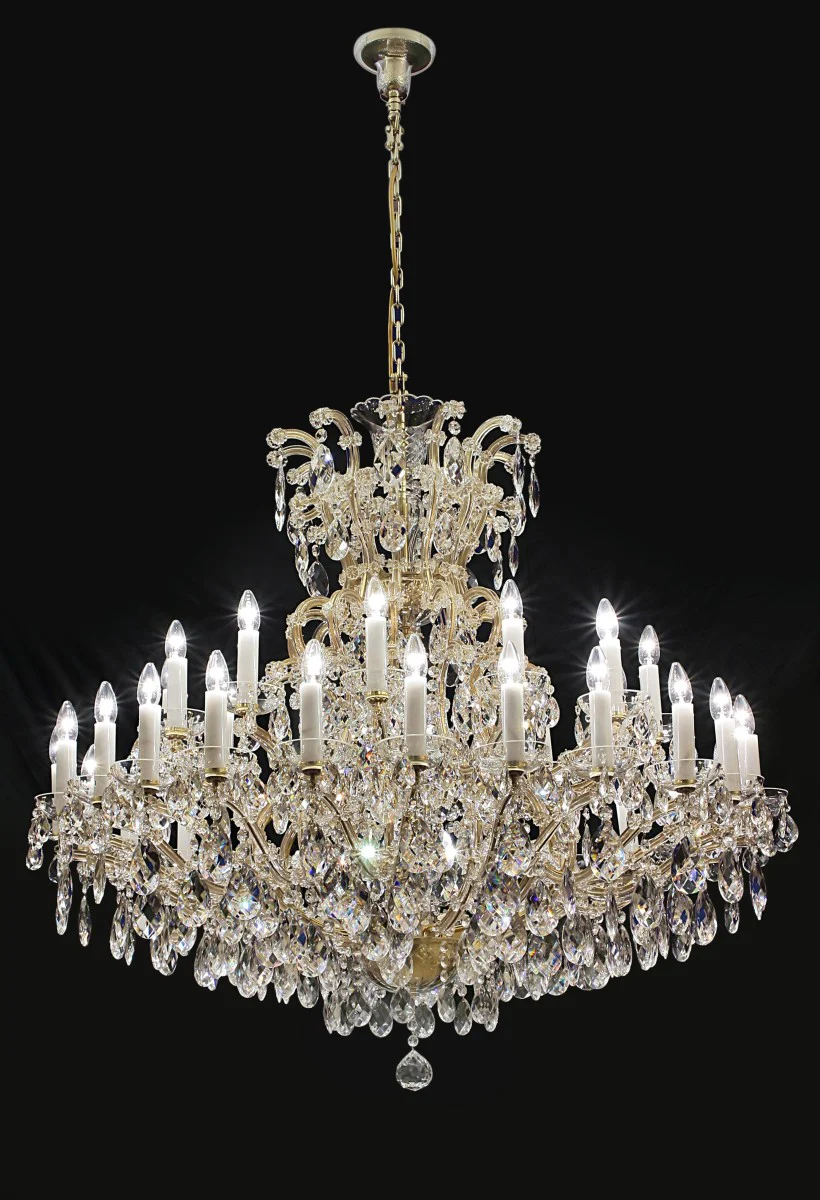 36 flames Maria Theresa crystal chandelier with crystal almonds - Image 3