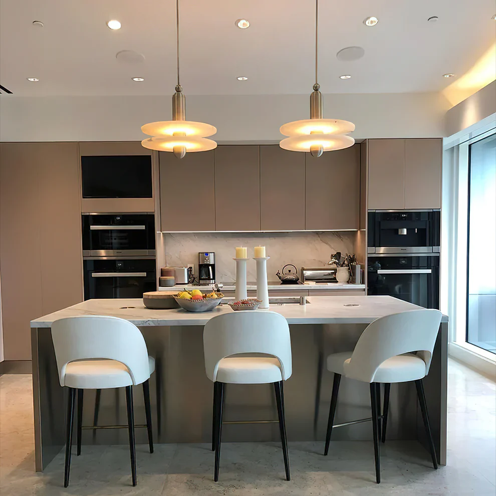 Alabaster Comet Pendant Lamp - Image 30