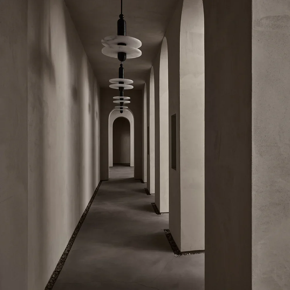 Alabaster Comet Pendant Lamp - Image 37
