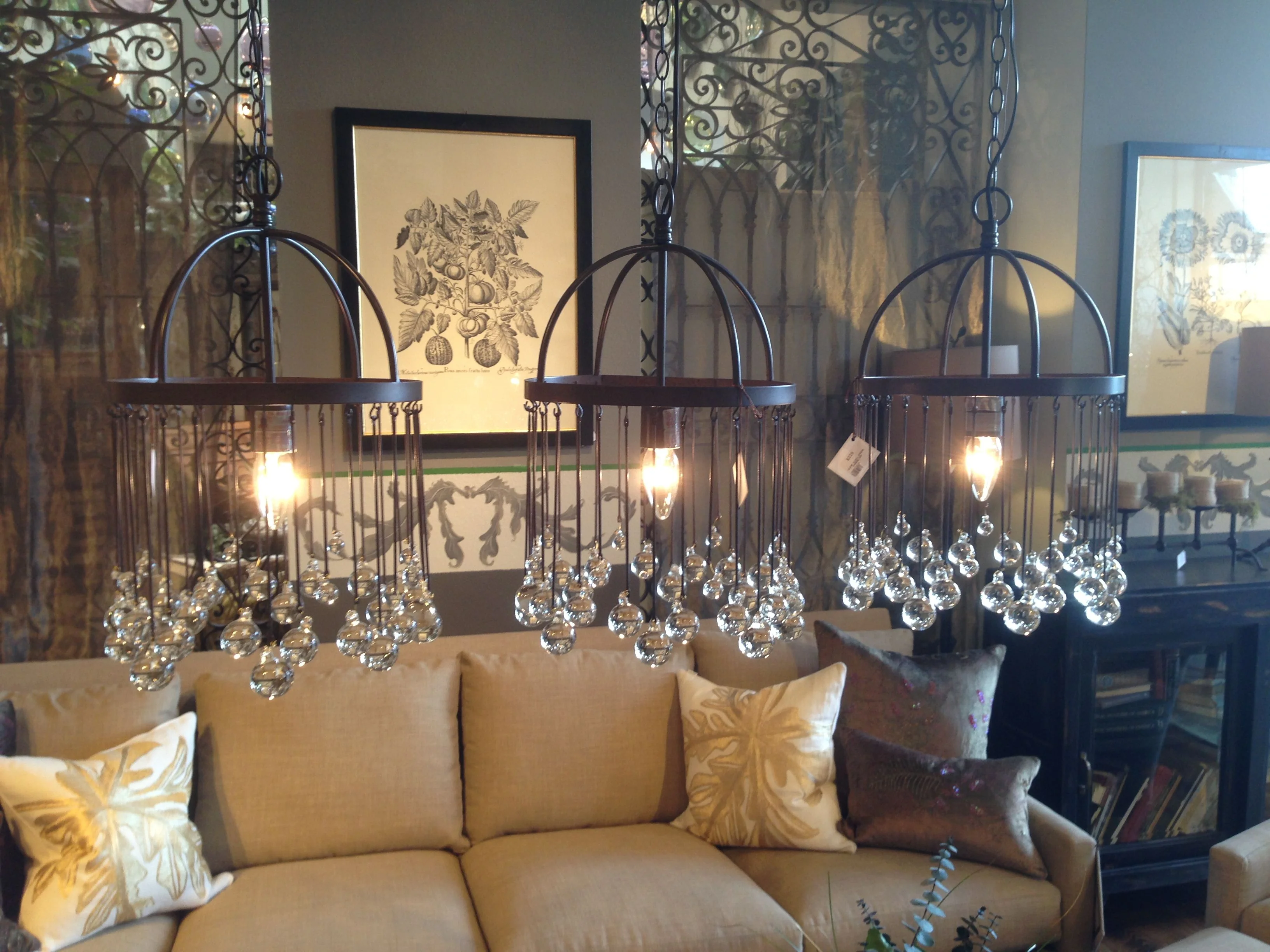 Aubrey Modern Crystal Ball Pendant Lamp - Image 4