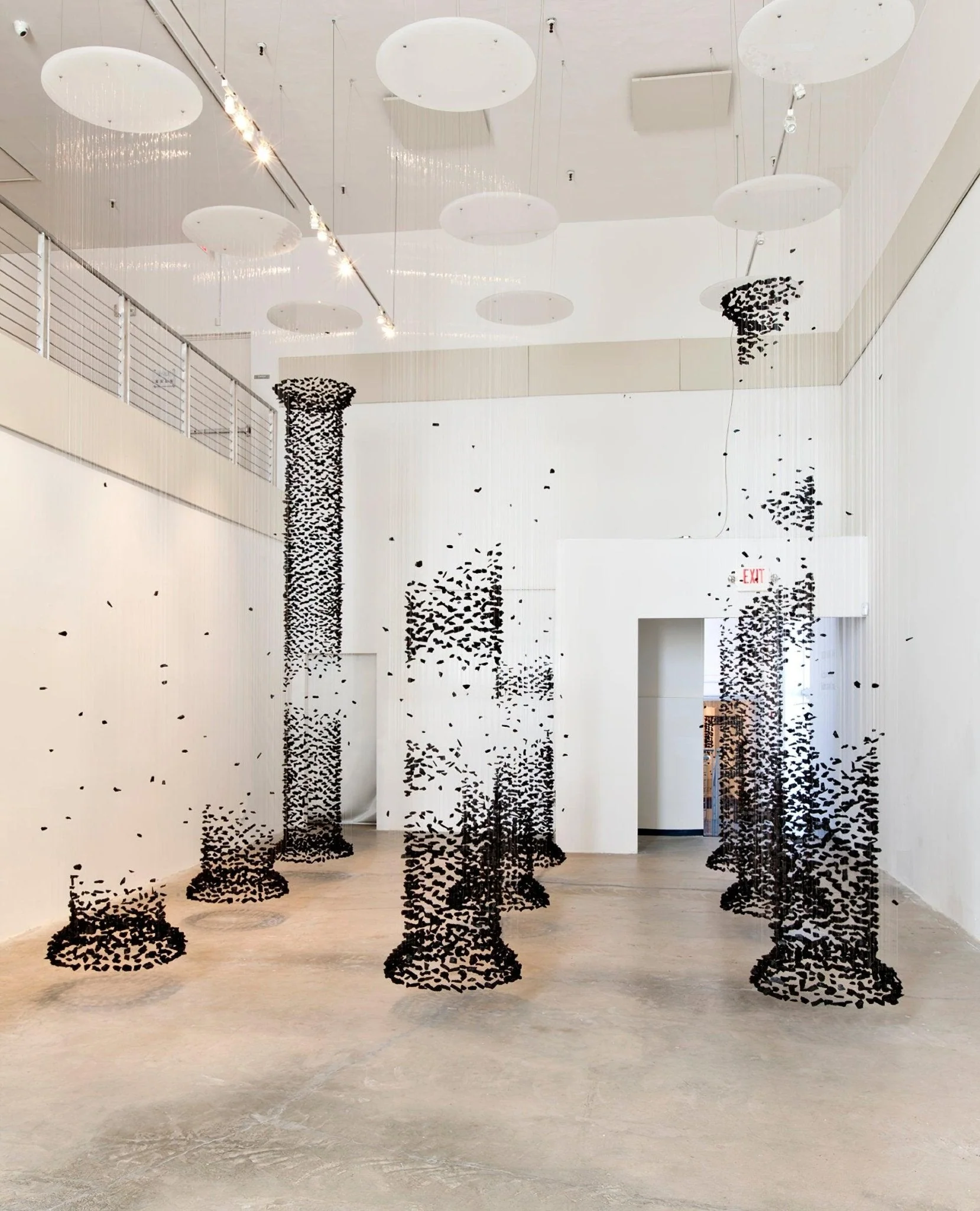 Black Stones Chandeliers - Image 42