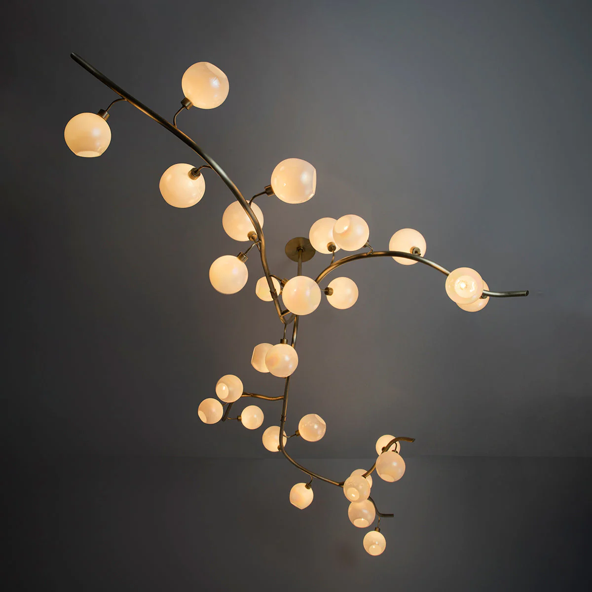 Contemporary Hand-blown Glass Globes Branch Chandelier for Dining Room Living Room and Kitchen Island - Image 9