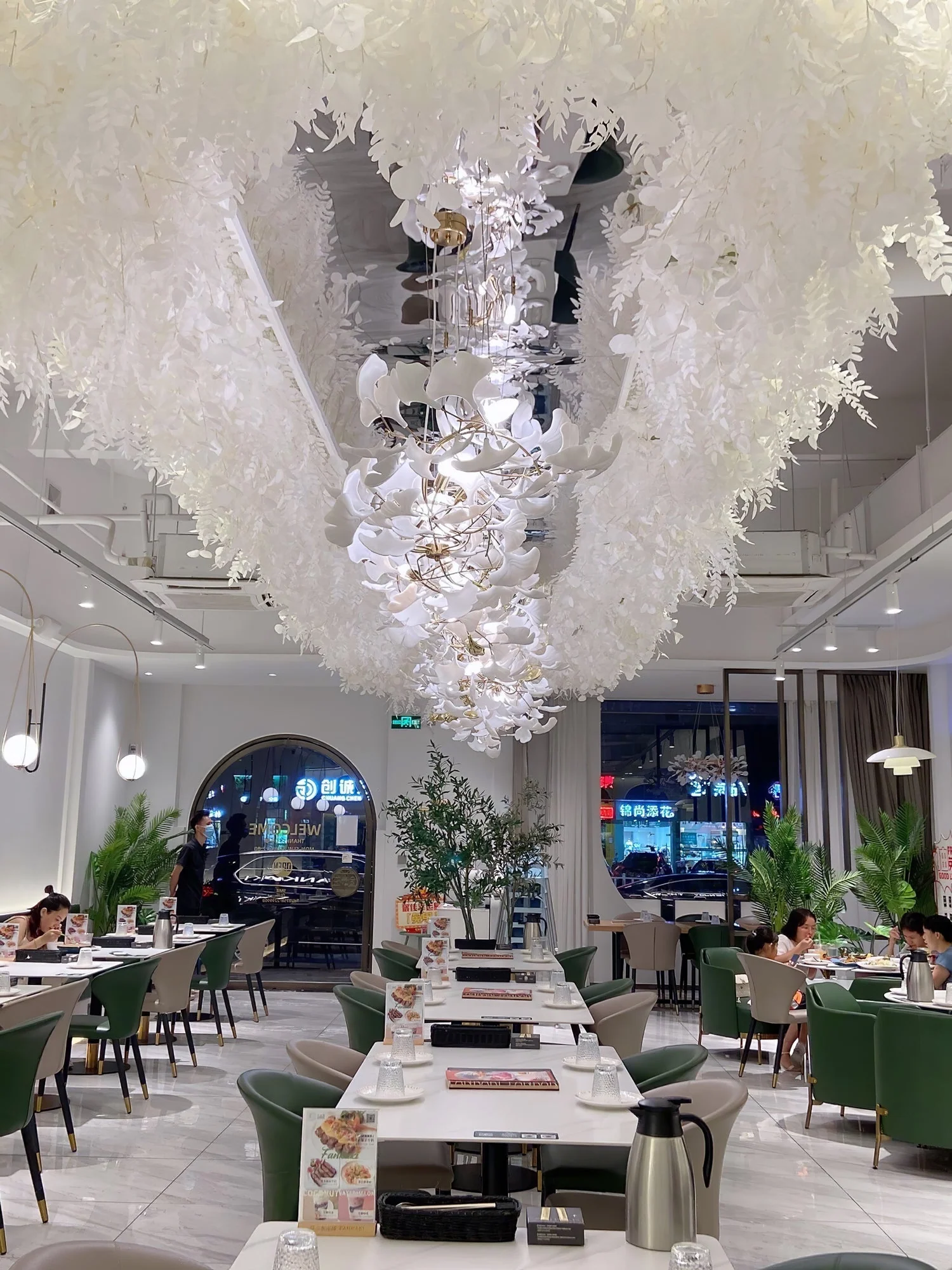 Gingko Leaves Ceramics Spiral Branch Chandelier - Image 17