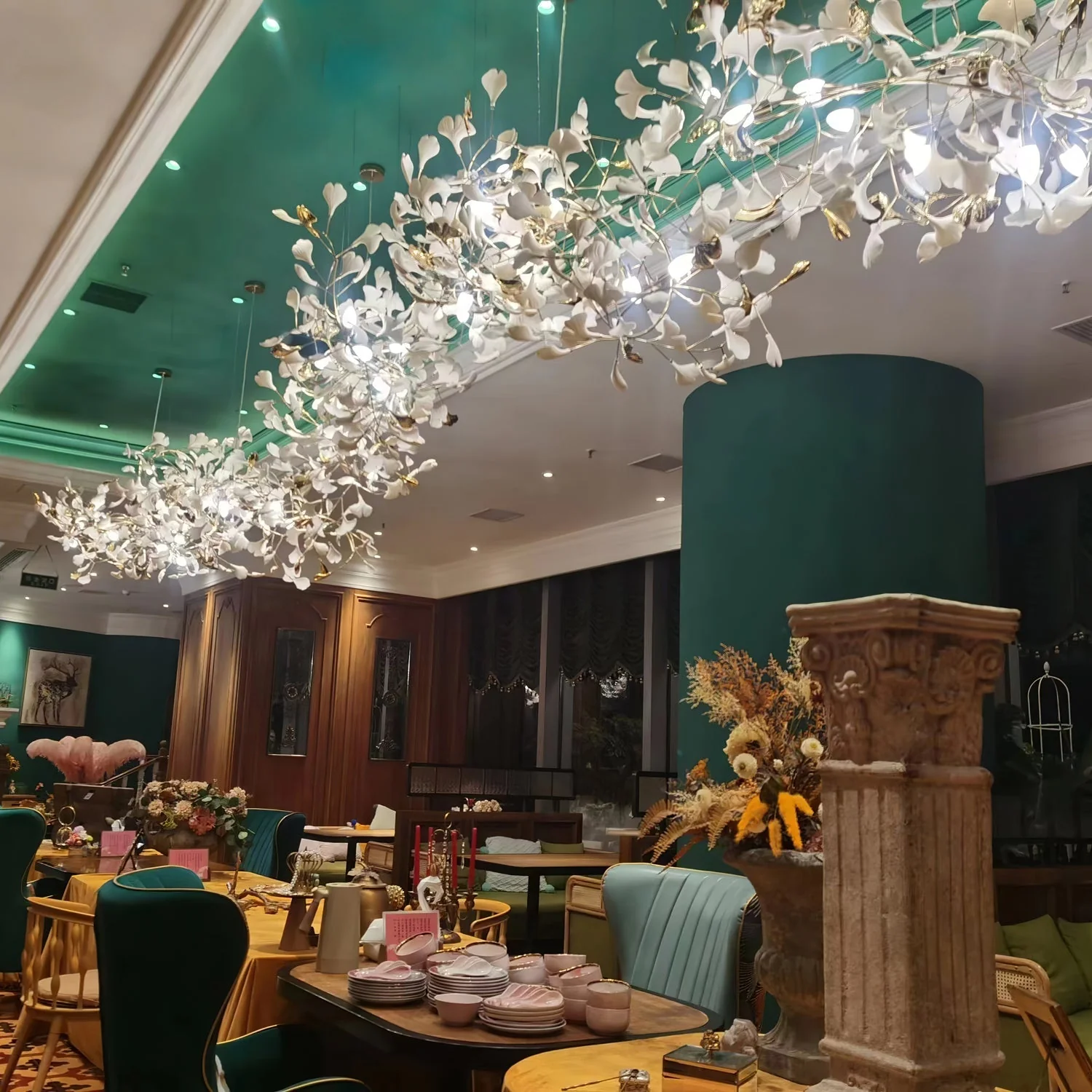 Gingko Leaves Ceramics Spiral Branch Chandelier - Image 19