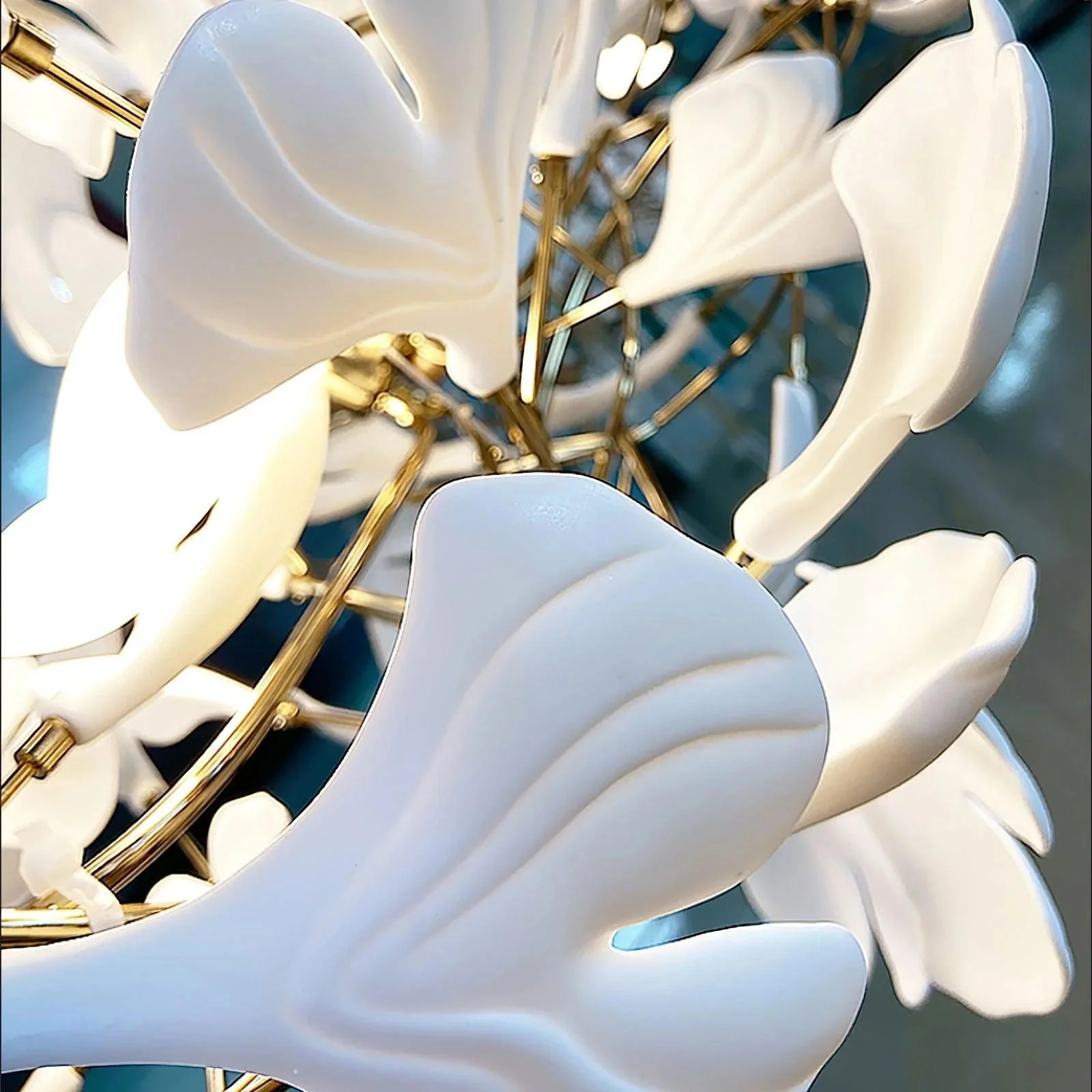 Gingko Leaves Ceramics Spiral Branch Chandelier - Image 32