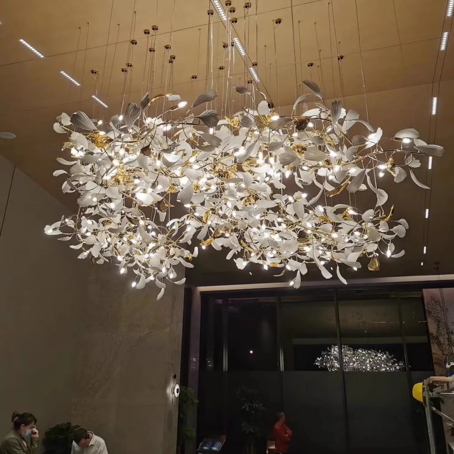 Gingko Leaves Ceramics Spiral Branch Chandelier - Image 9
