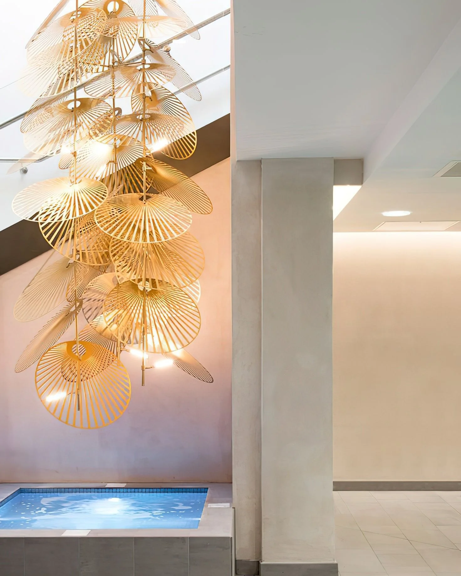 Cattail Leaf Meteor Shower Spiral Chandelier - Image 11