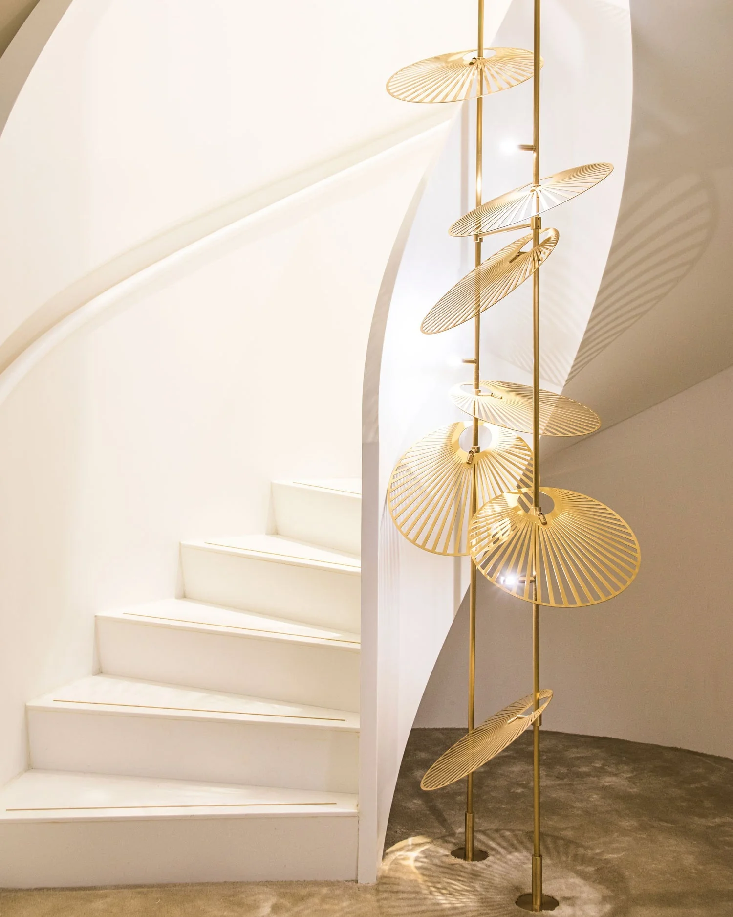 Cattail Leaf Meteor Shower Spiral Chandelier - Image 23