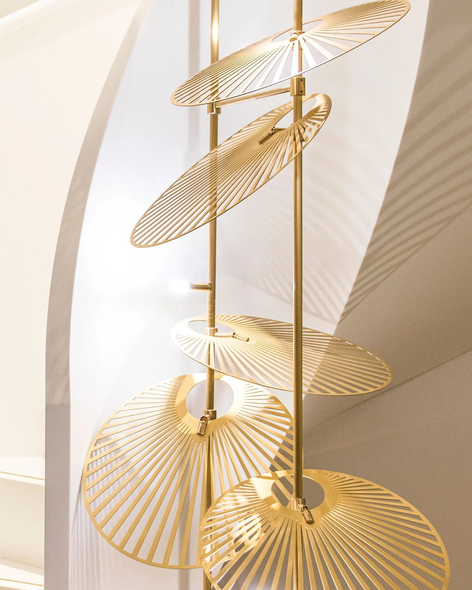 Cattail Leaf Meteor Shower Spiral Chandelier - Image 24