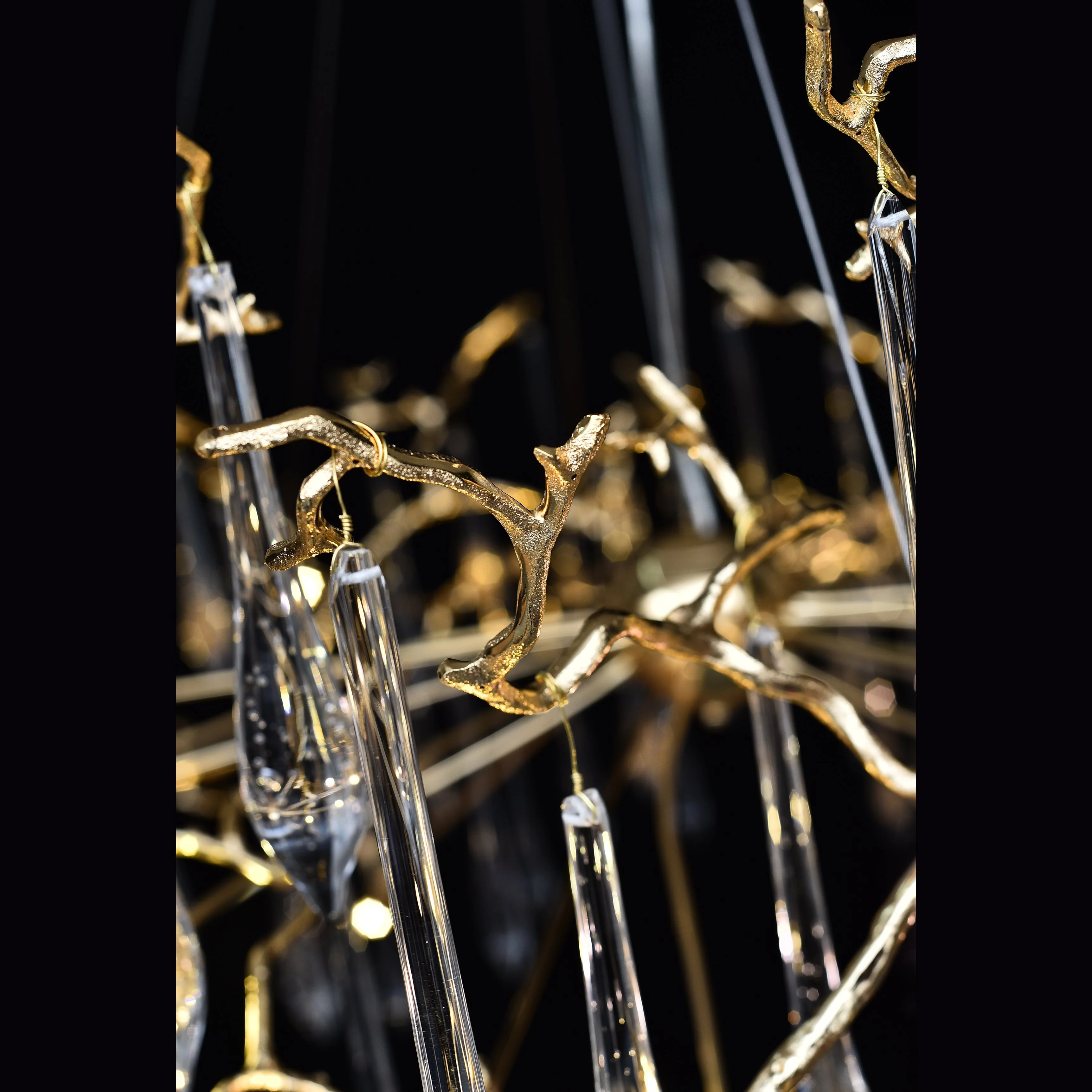 Dawn Teardrop Branch Brass Round Chandelier - Image 20
