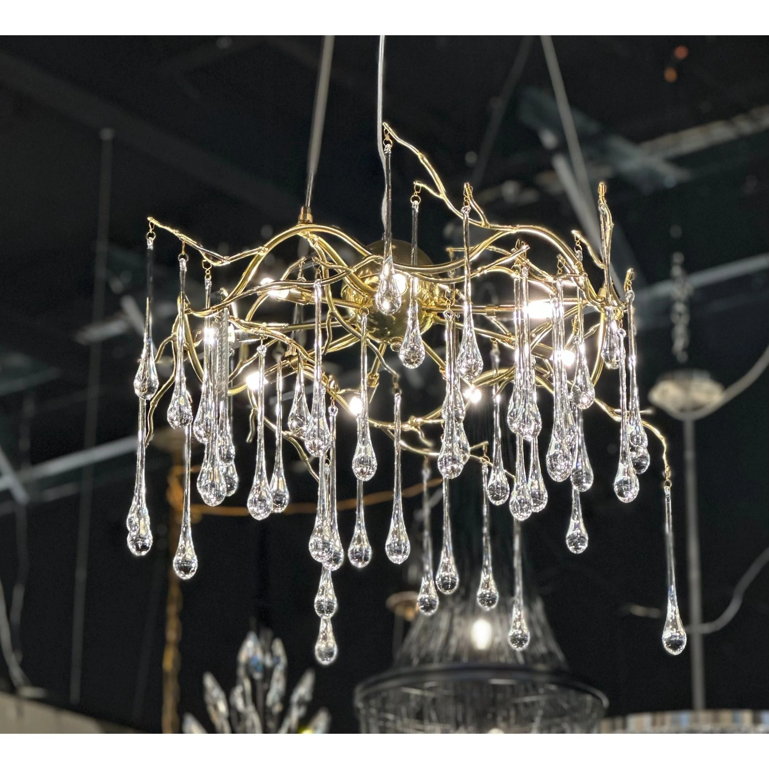 Dawn Teardrop Branch Brass Round Chandelier - Image 29