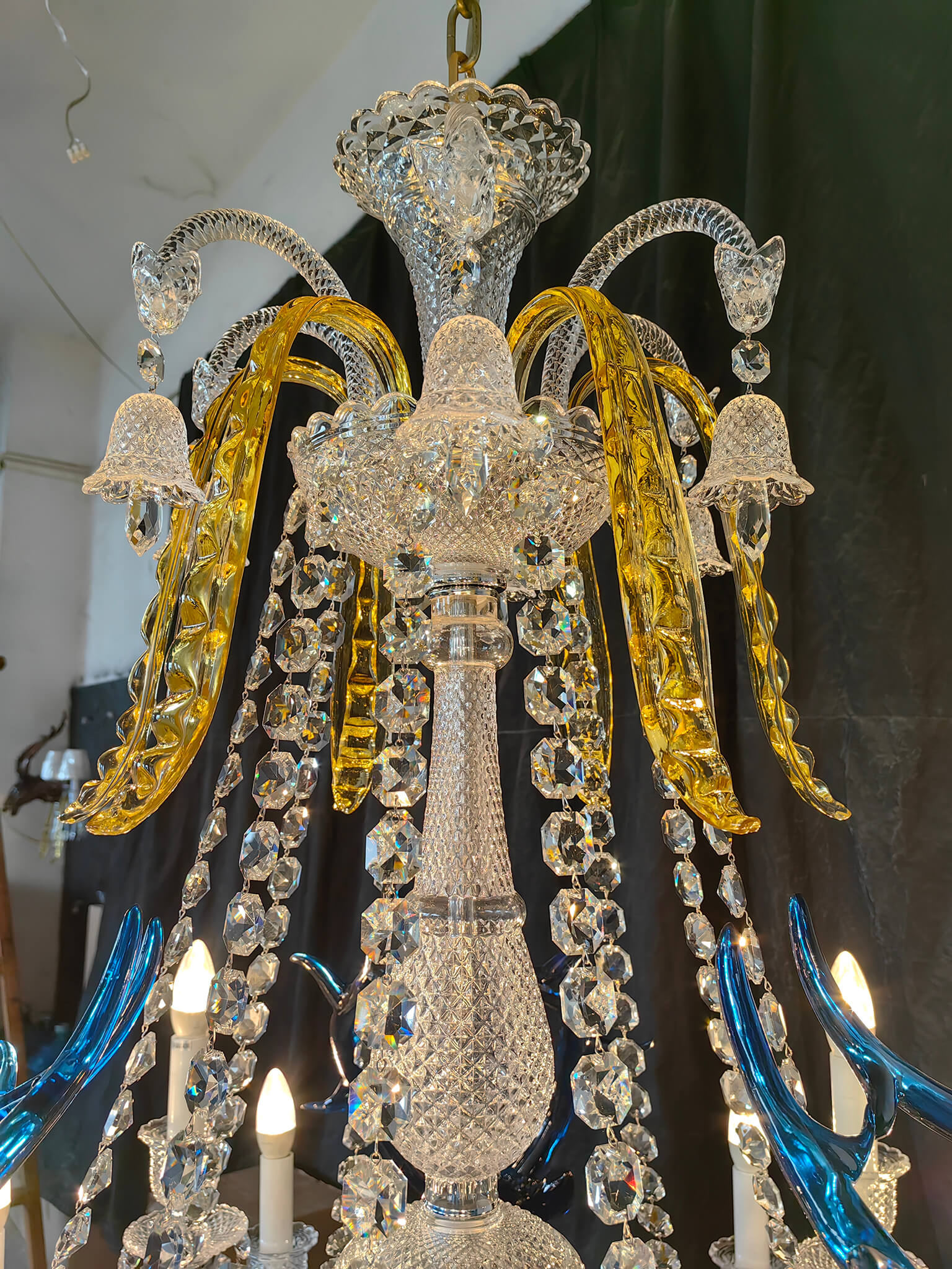 Entrance Zenith Deer Baccarat crystal chandelier - Image 3