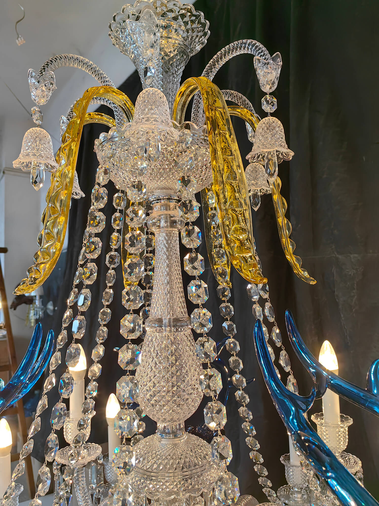 Entrance Zenith Deer Baccarat crystal chandelier - Image 5