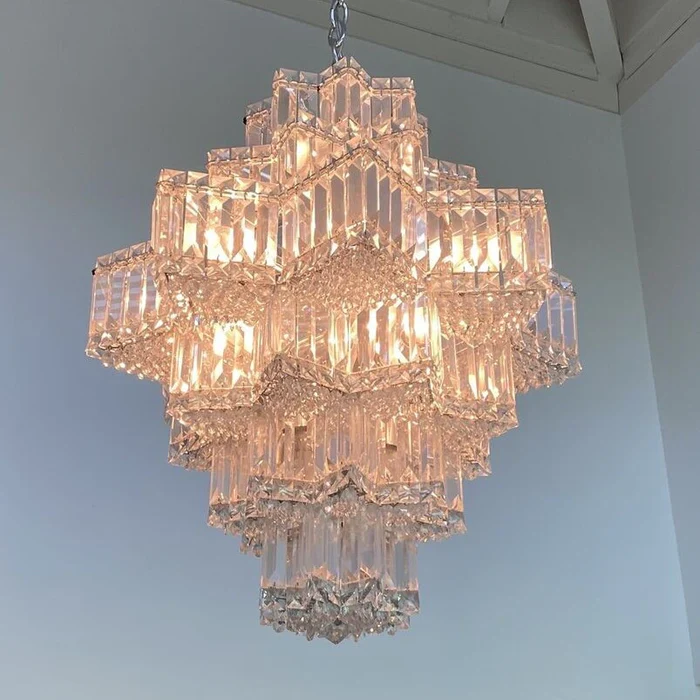 Fashion Star Shaped Chandelier Crystal Ceiling Light Fixture For Small Living Room/ Bedroom - Image 4