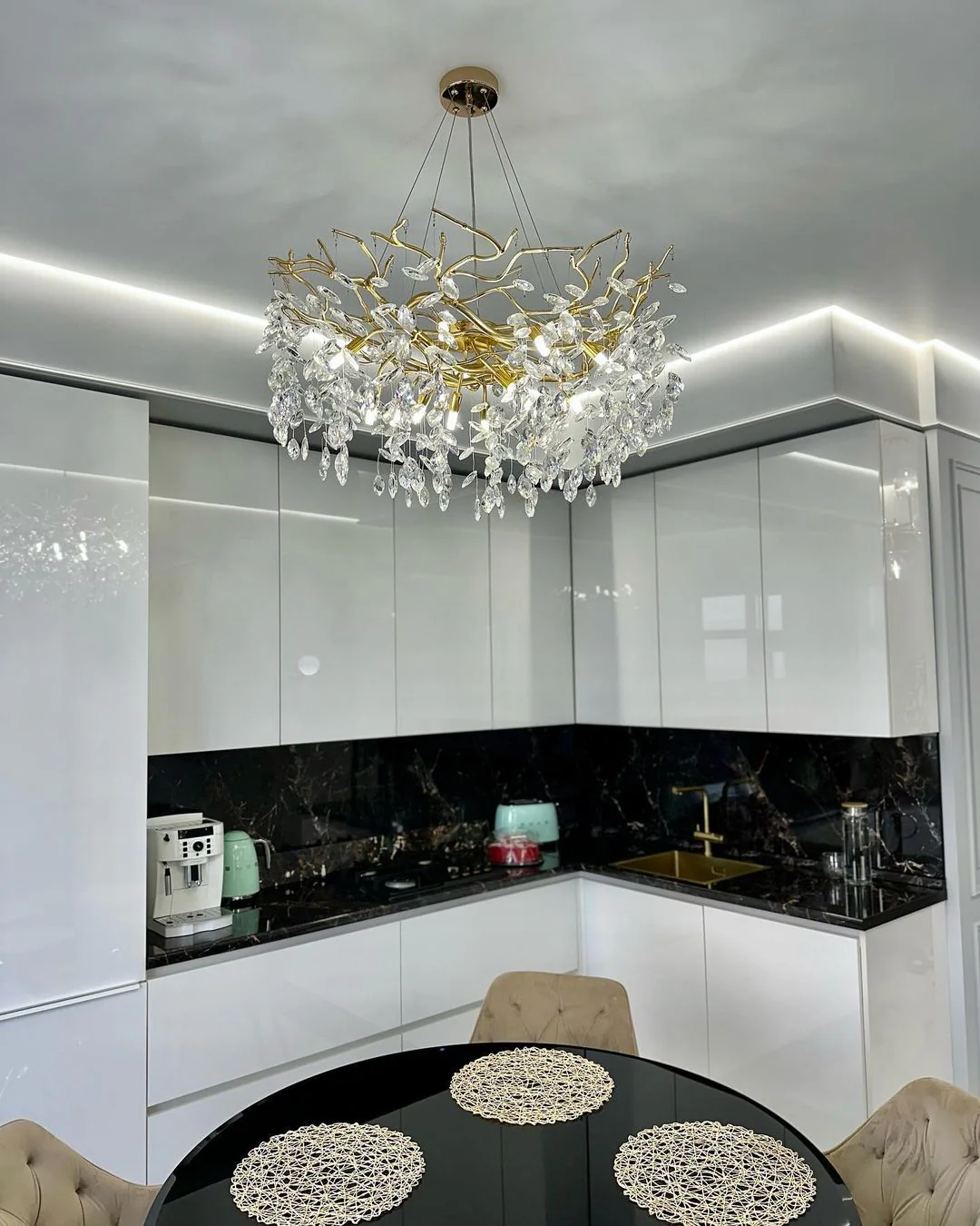 French Branch Crystal Chandelier with Elegant Crystal Leaves - Image 9