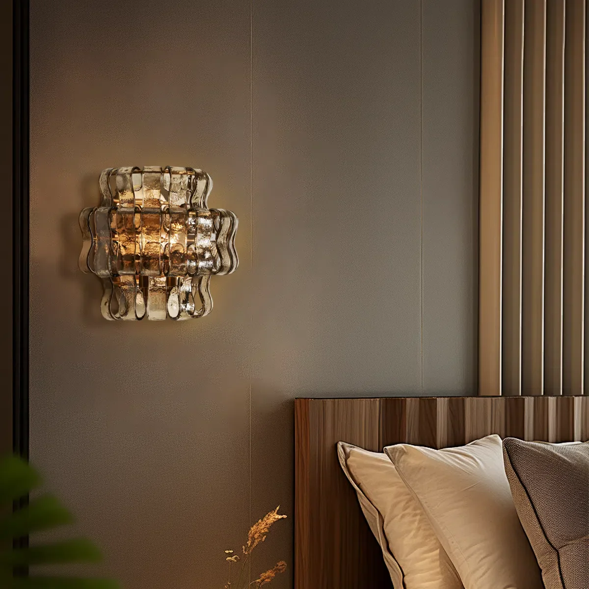 Ghiaccio Glass Wall Sconce - Image 12