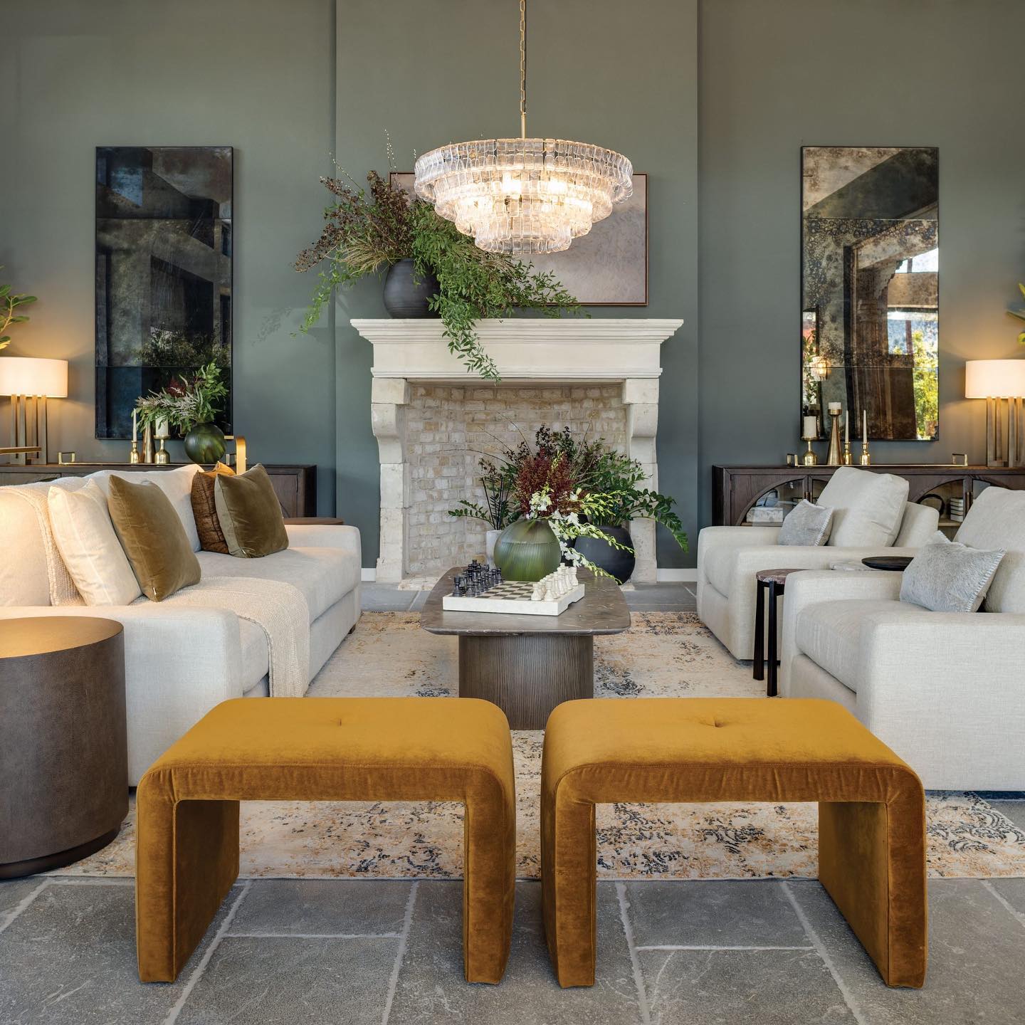 Ghiaccio Round Glass Chandelier - Image 5
