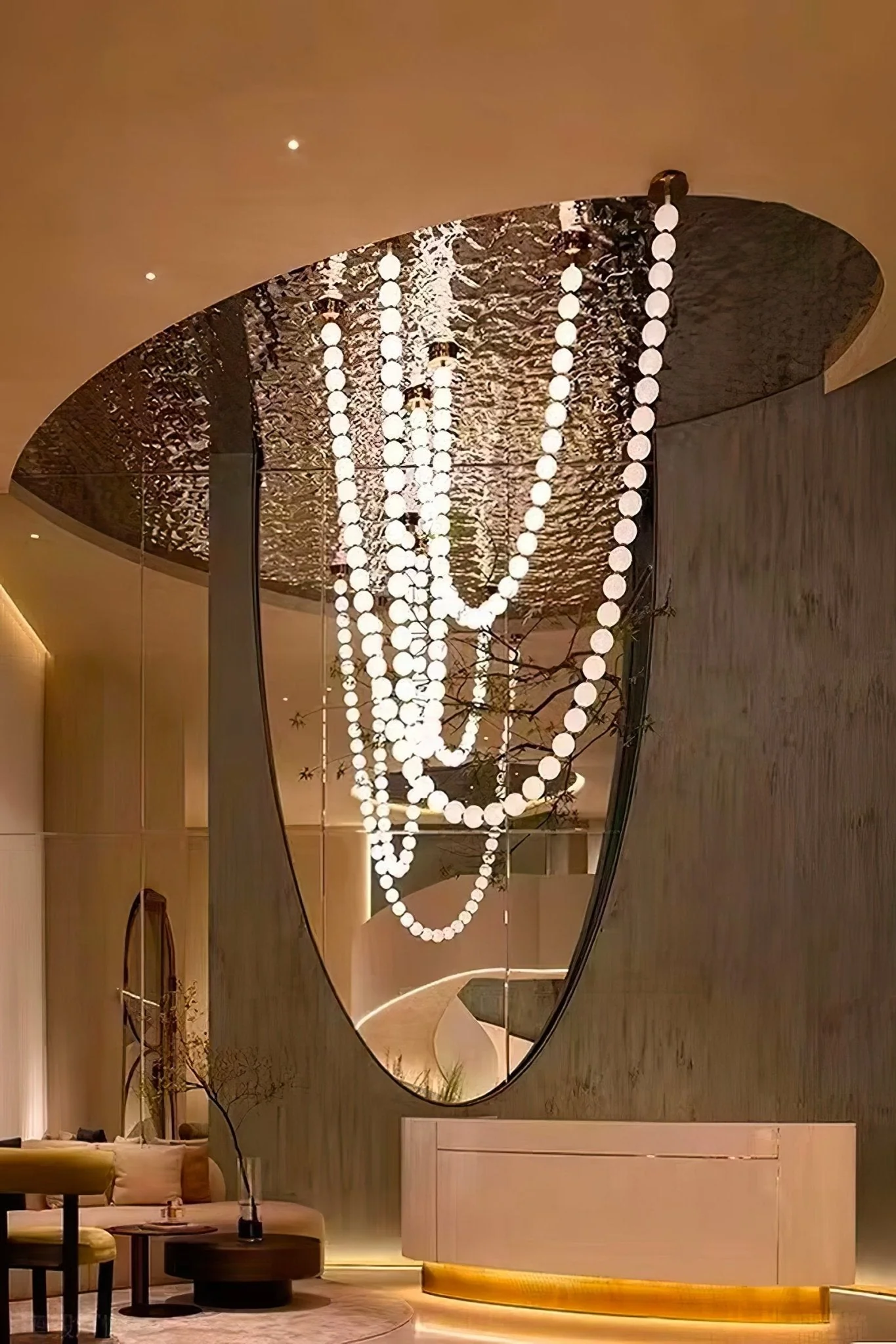 Halti Necklace Acrylic Chandelier - Image 8