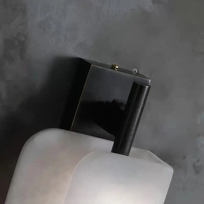 Joisse  Alabaster Linear Wall Sconce Modern - Image 3