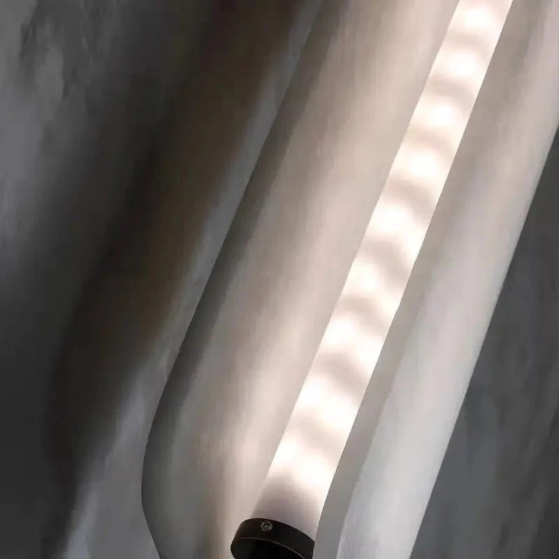 Joisse  Alabaster Linear Wall Sconce Modern - Image 4
