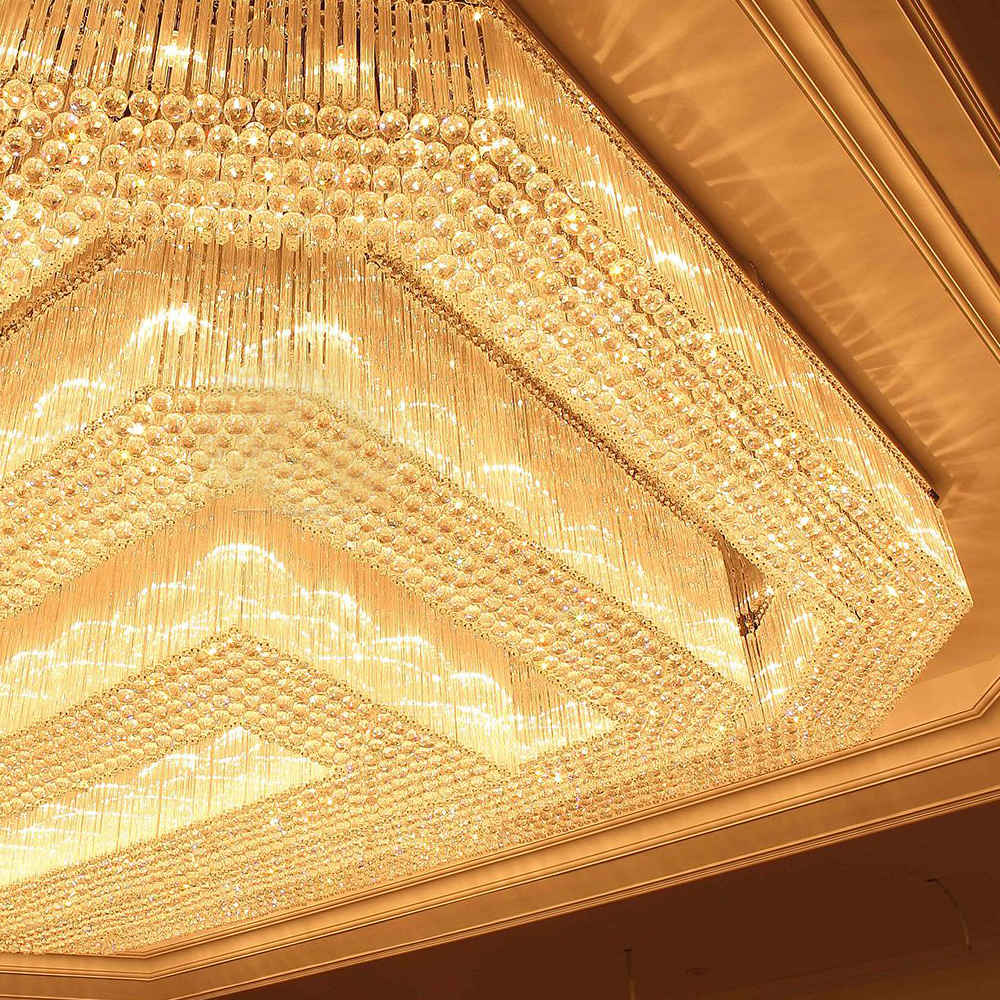 Large banquet hall chandelier - Image 3