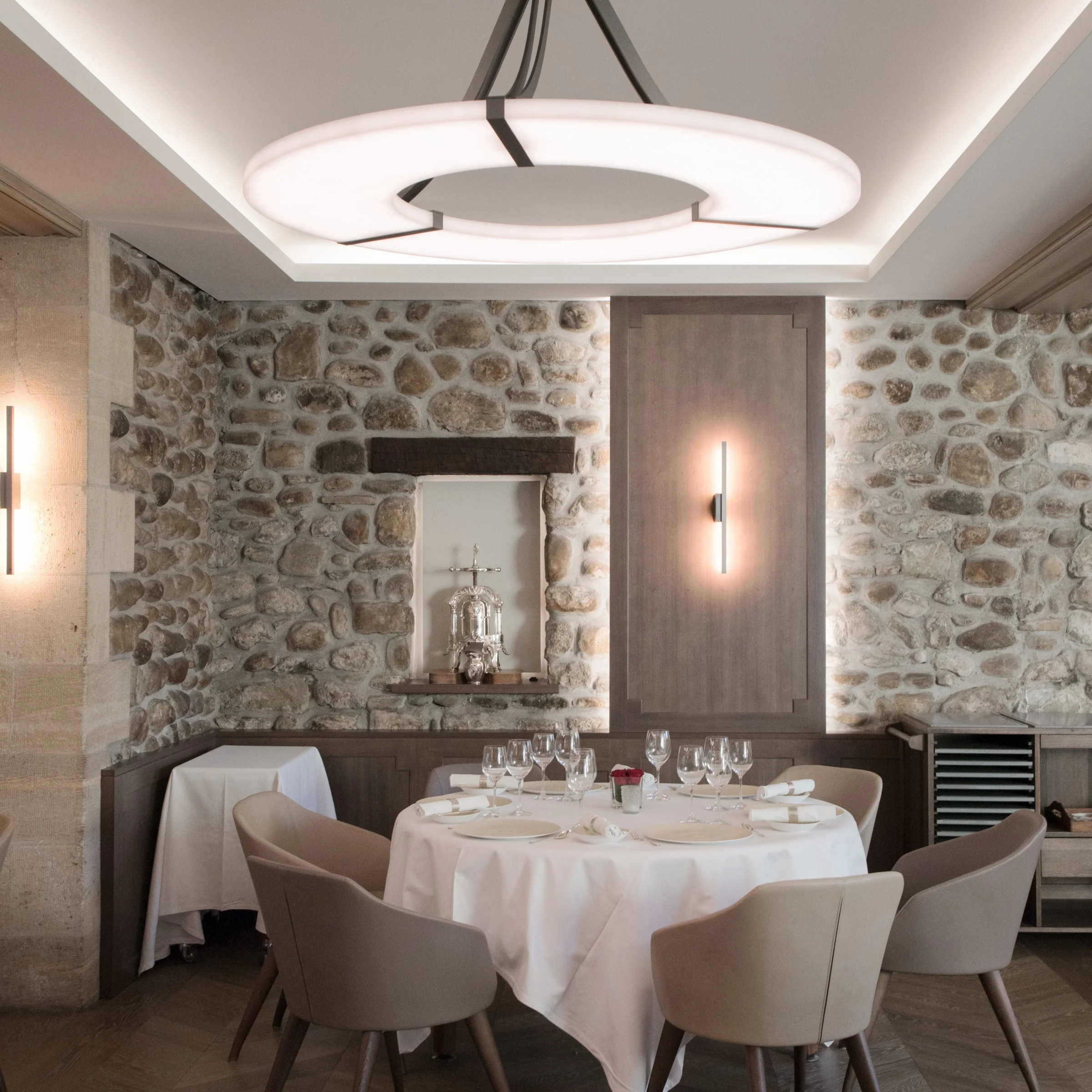 Luxembourg Alabaster Chandelier - Image 7
