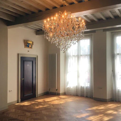 Luxury 25-Light Candle Crystal Chandelier in Gold/Chrome Finish - Image 2