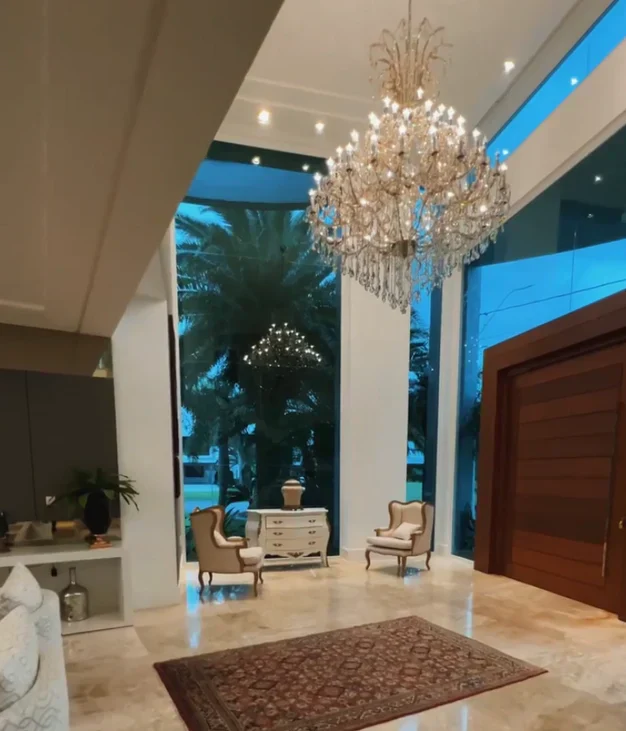 Luxury Classic Multi-layers Candle Crystal Dimmable Tiered Chandelier in Gold/Silver Finish - Image 2