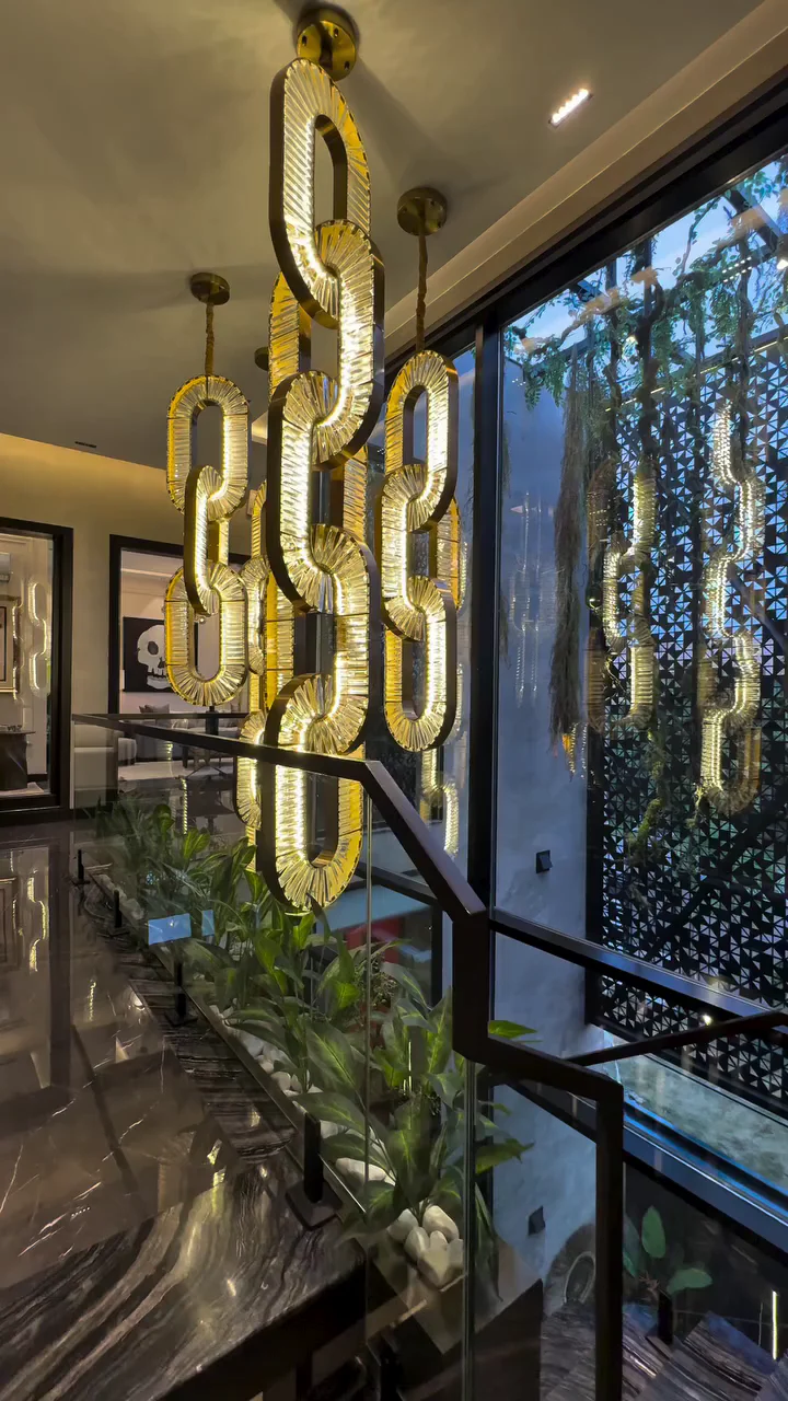 Luxury Crystal and Metal Chain Pendant Chandelier for High Ceilings with Modern Finish - Image 3