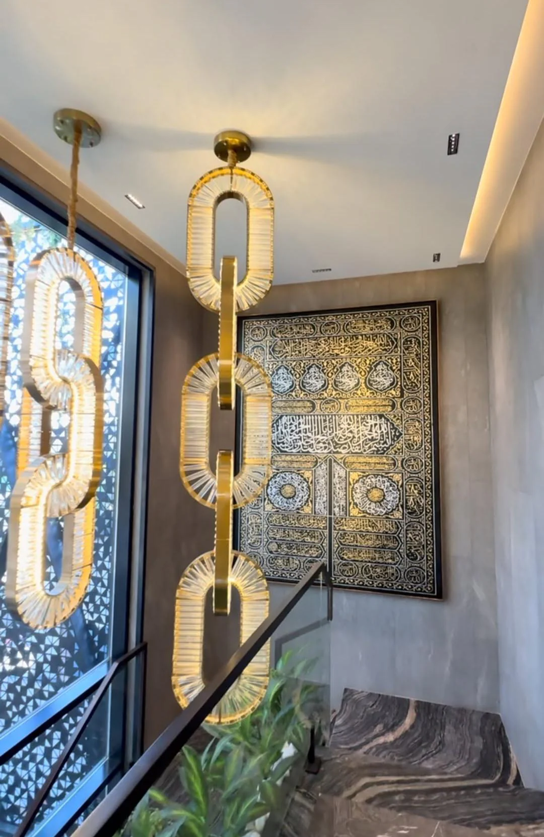 Luxury Crystal and Metal Chain Pendant Chandelier for High Ceilings with Modern Finish - Image 8