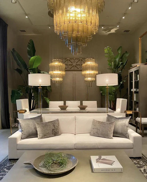 Luxury Italian Style Tubular Glass Chandelier With Chrome Finish - Image 4
