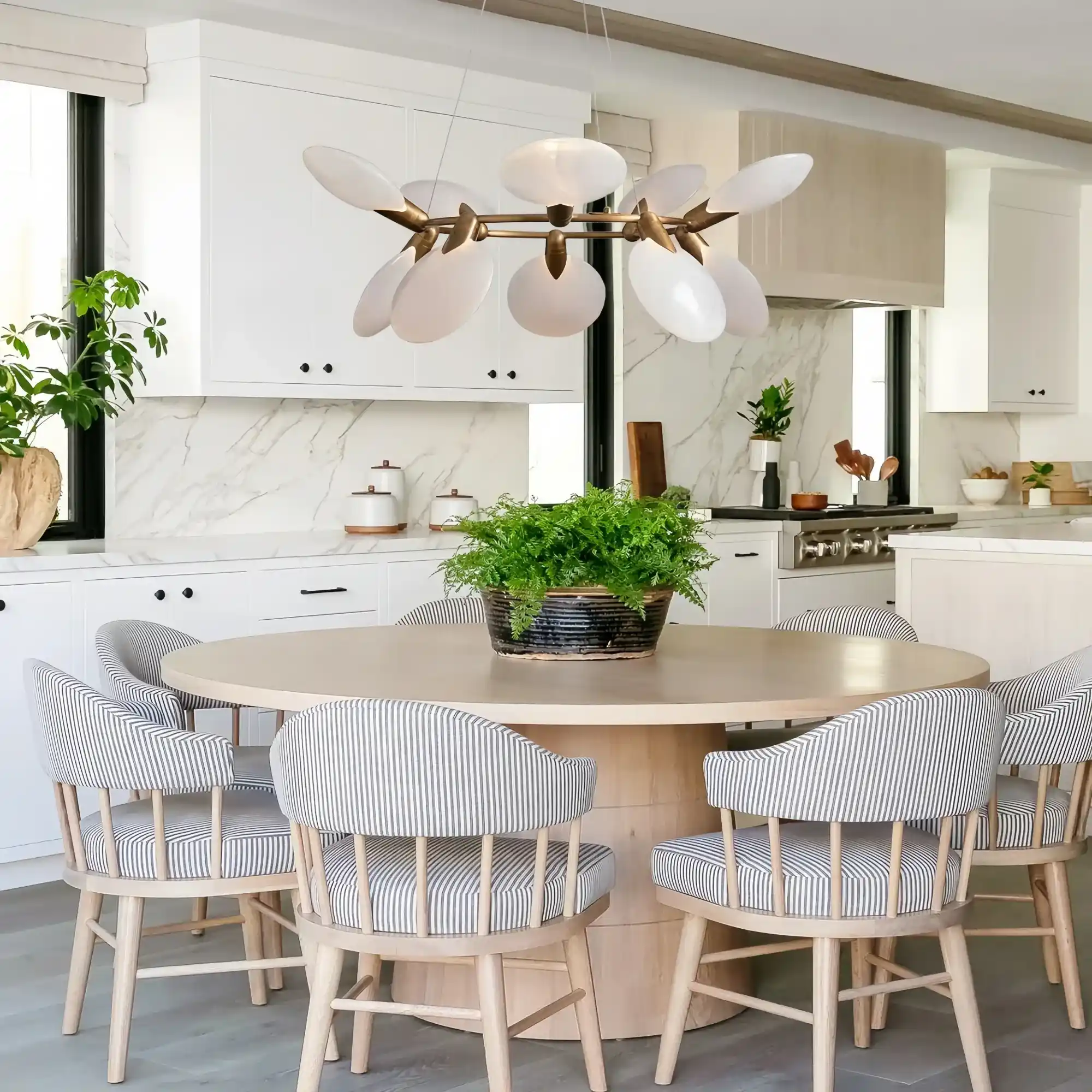 Lyla Halo Chandelier - Image 4