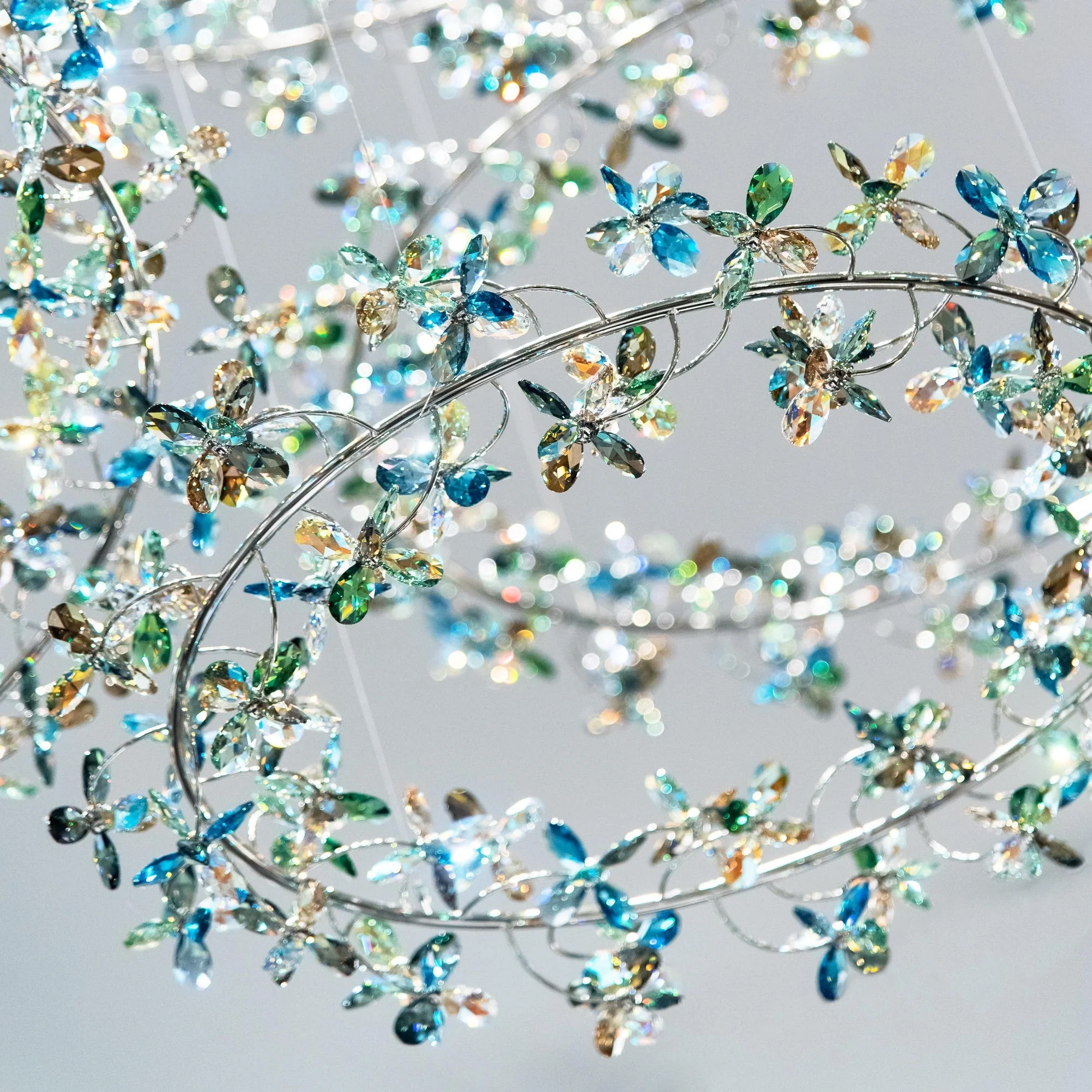 Modern Art Design Floral Crown Crystal Chandelier - Image 4