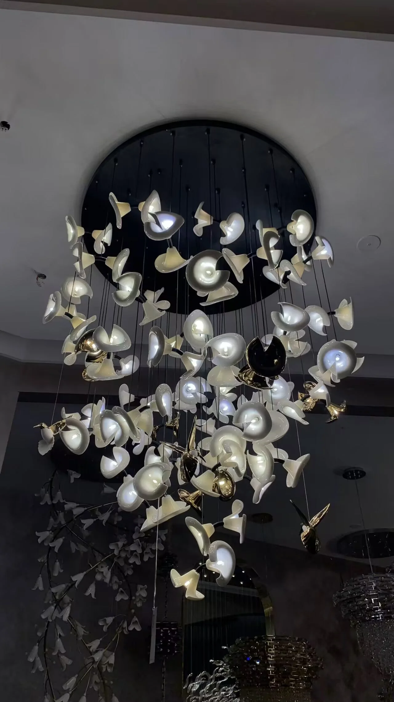 Modern Art Petunia Chandelier for Staircase/Foyer/Living Room - Image 3