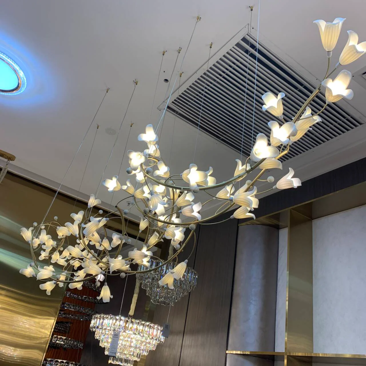 Modern Brass Branch Ceramics Flower Chandelier for Stylish Living Room Hotel and Restaurant - Image 13