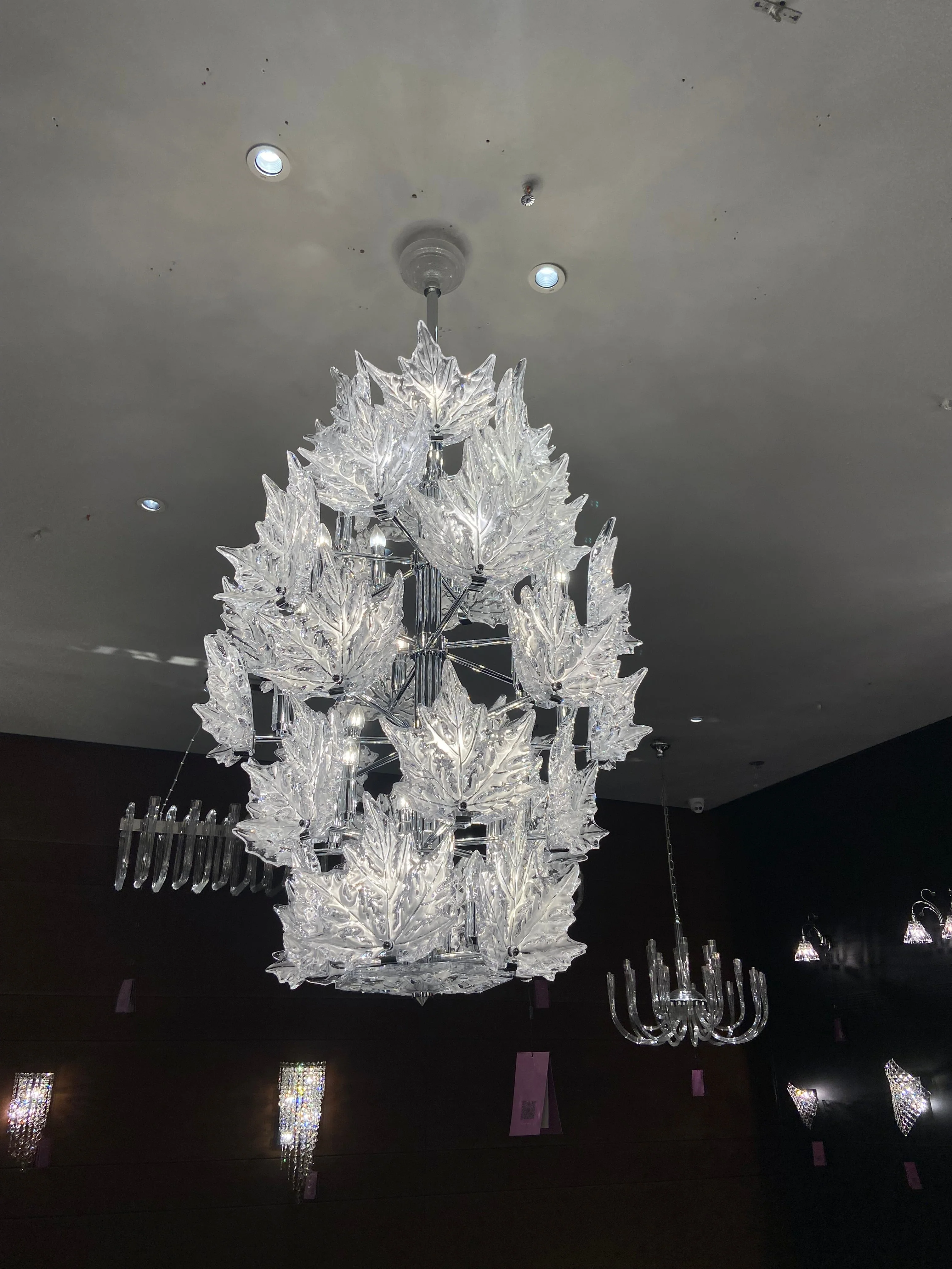 Modern Creative Clear Crystal Maple Leaf Chandelier for Living Room/Bedroom - Image 10