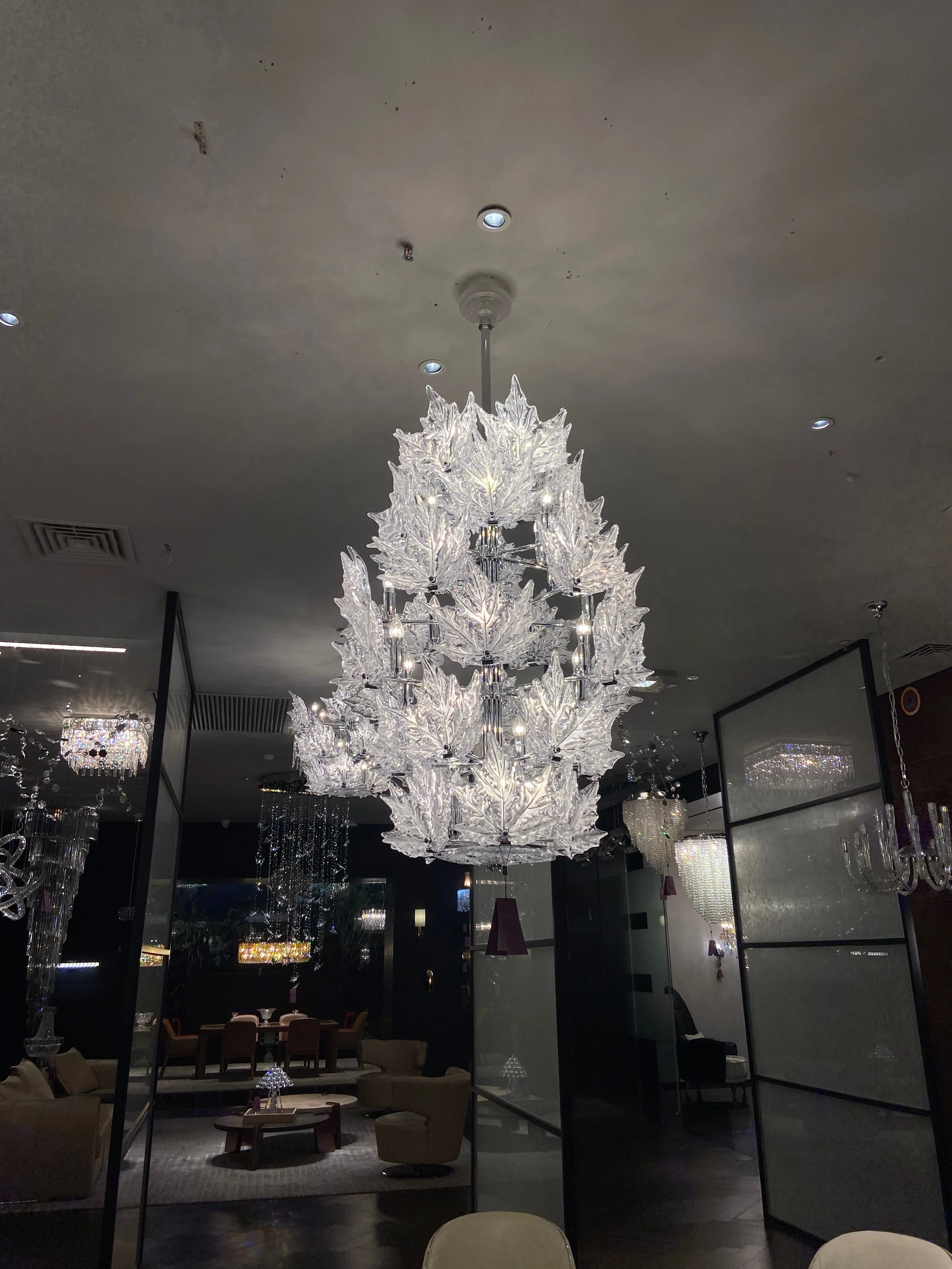 Modern Creative Clear Crystal Maple Leaf Chandelier for Living Room/Bedroom - Image 12