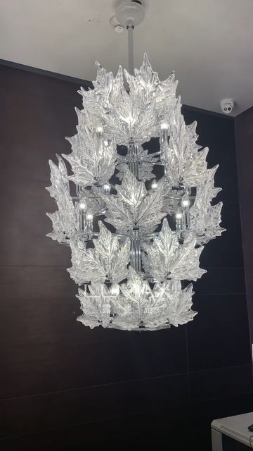Modern Creative Clear Crystal Maple Leaf Chandelier for Living Room/Bedroom - Image 13