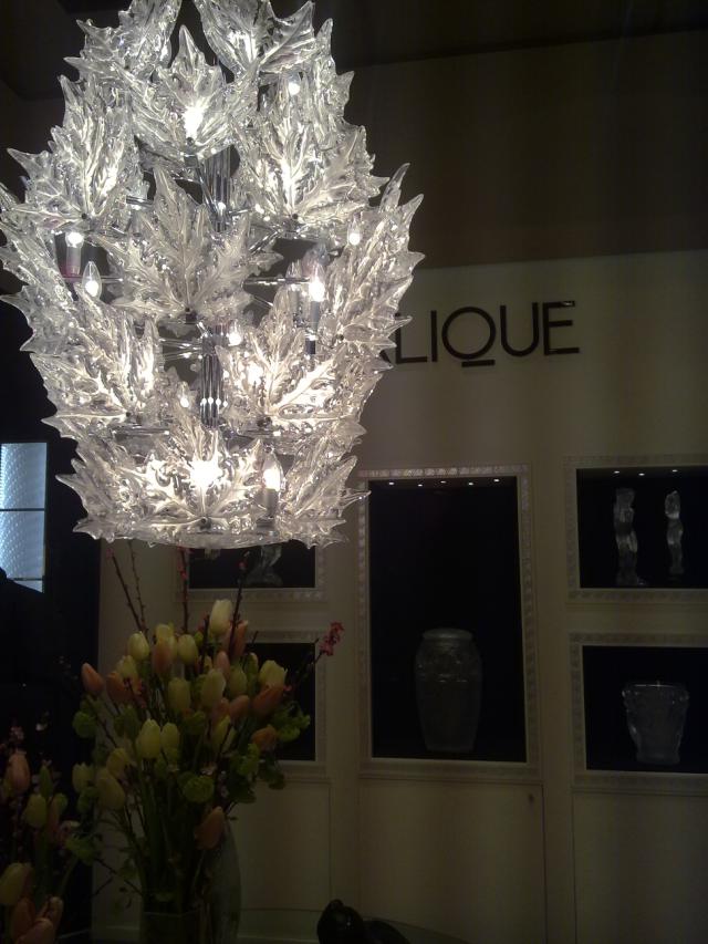 Modern Creative Clear Crystal Maple Leaf Chandelier for Living Room/Bedroom - Image 14