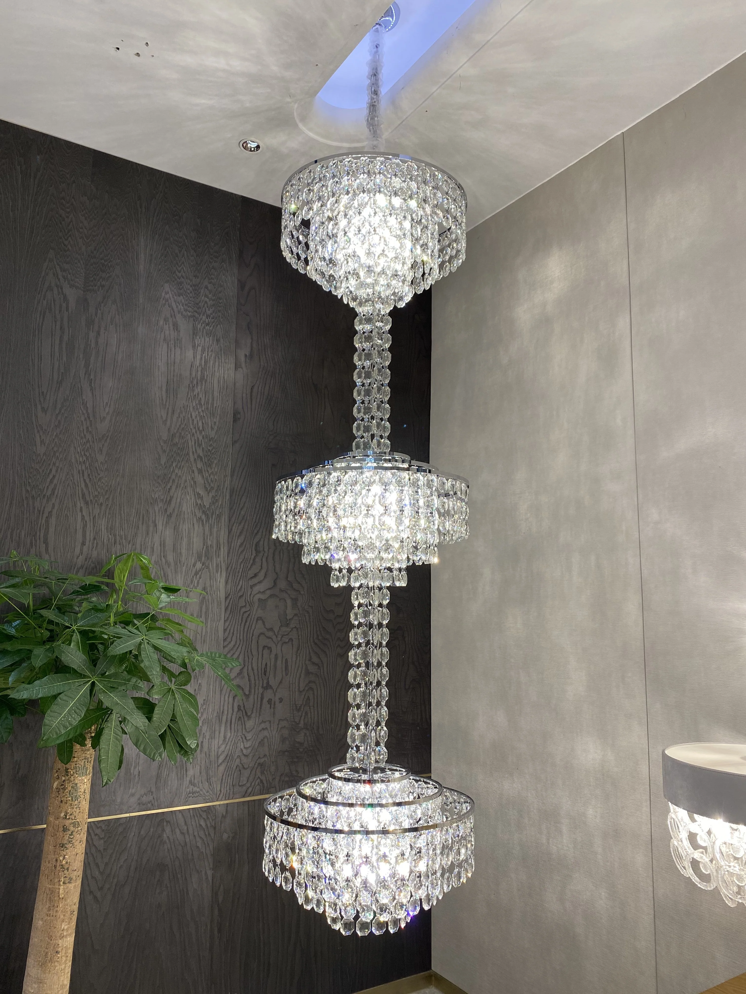 Modern French Elegant Oversized 3-tiered Silver Seashells Long Crystal Chandelier for Staircase - Image 5