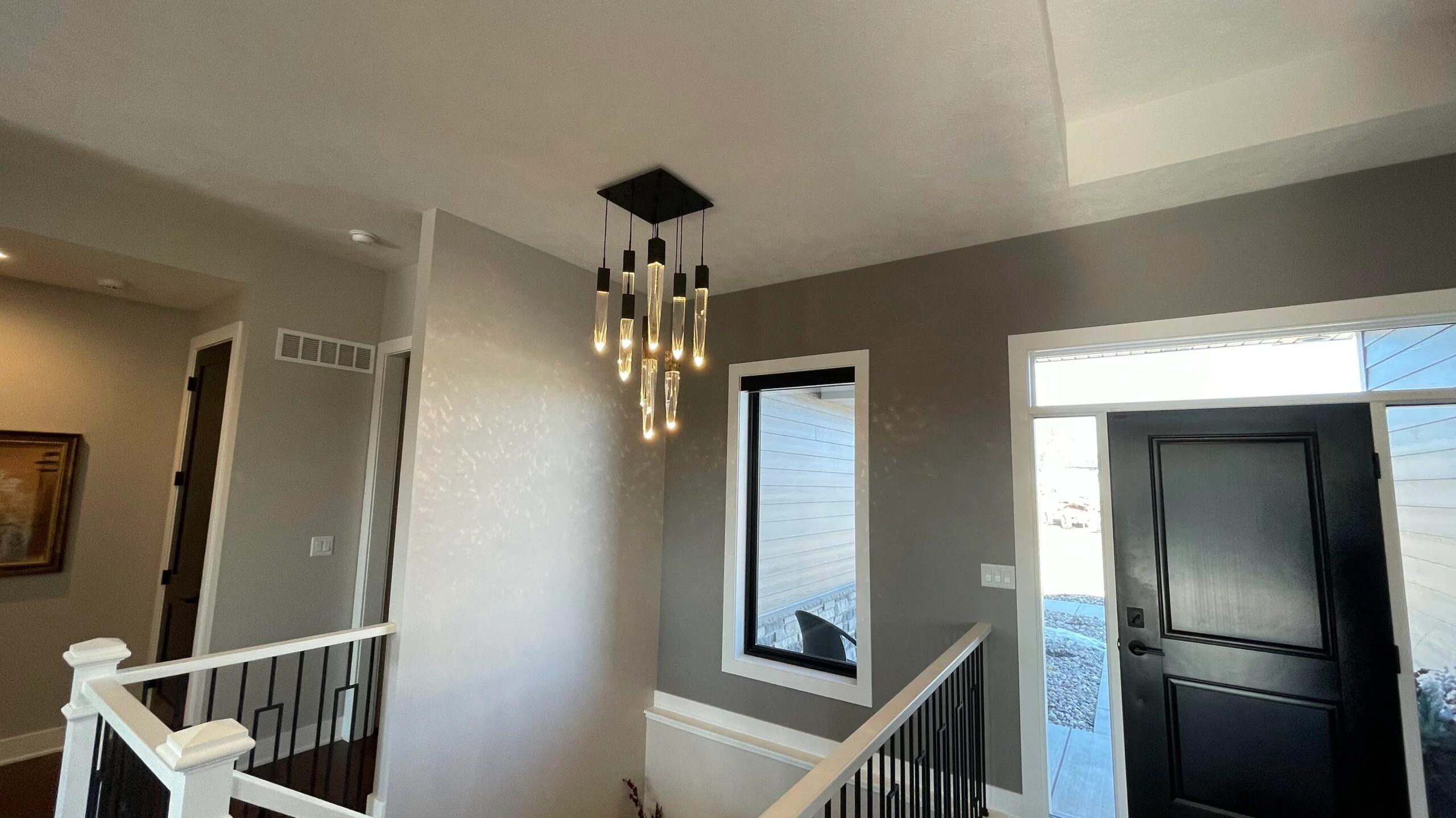 Modern Light Luxury Round/Rectangle Floating Glacier Crystal Chandelier in Black Finish for Kitchen Island/ Staircase/Living Room - Image 10