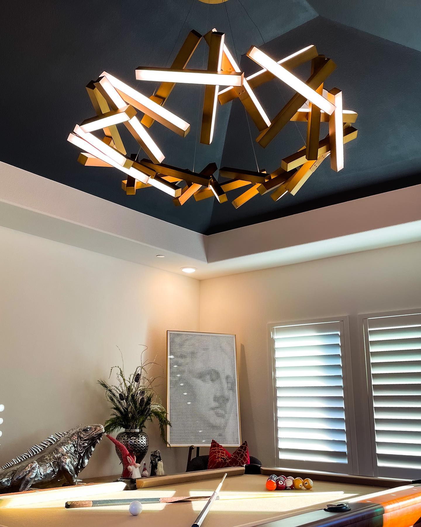 Modern Round/Linear Geometric Aluminum LED Chandelier for Dining Room/Bedroom - Image 13