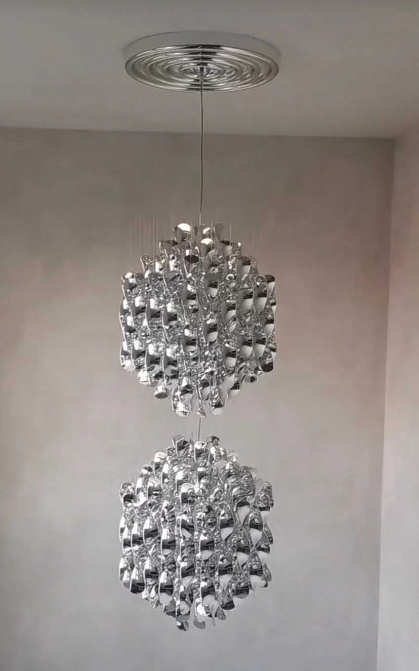 Modern Spiral Wave Chandelier in Silver/Gold - Image 7