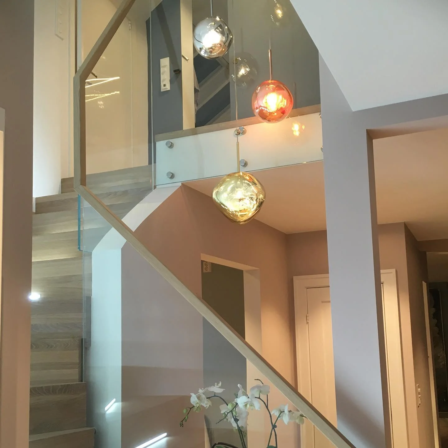 Multi Lava Round Chandelier - Image 39