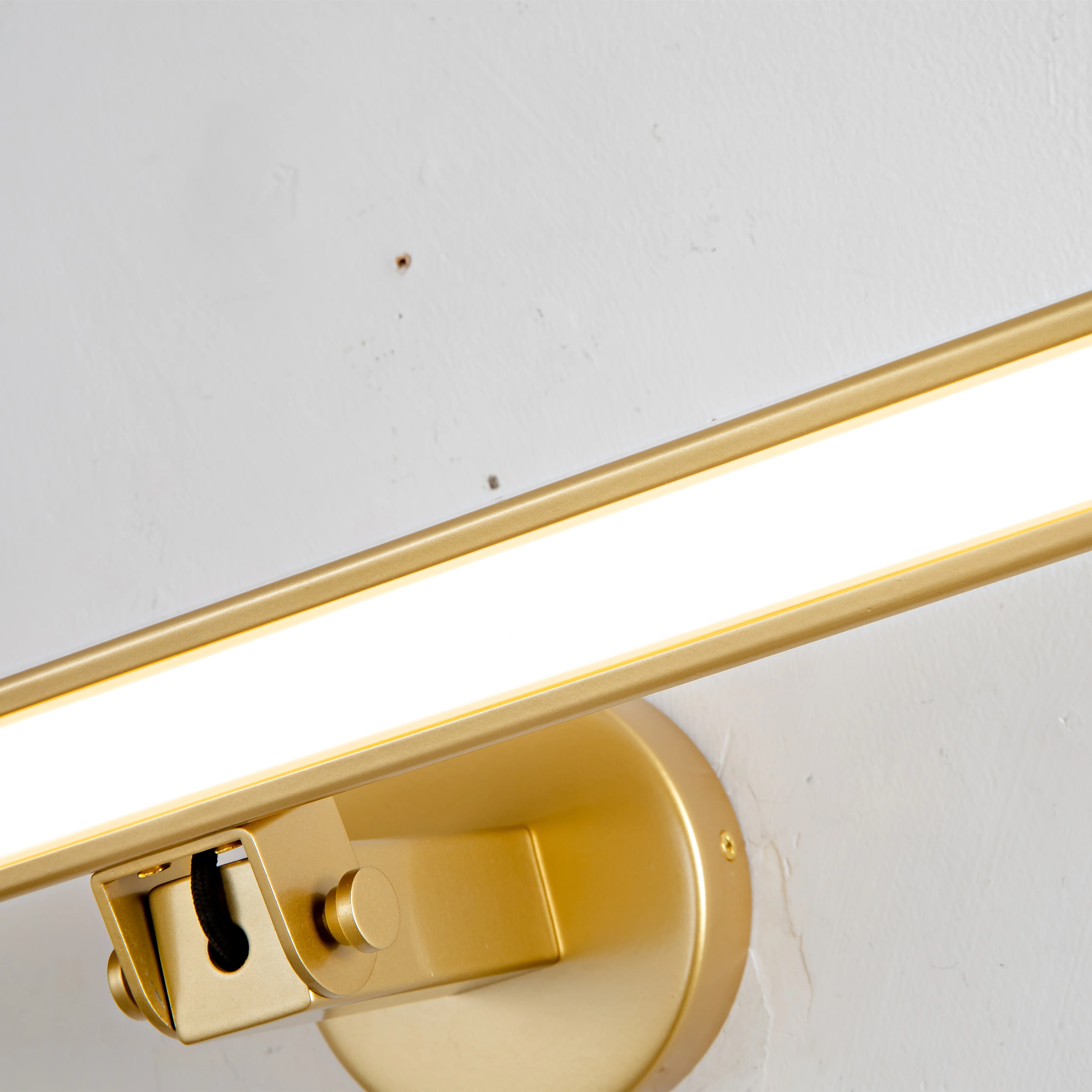 Sandra LED Picture Light, Modern Wall Sconce - Image 6
