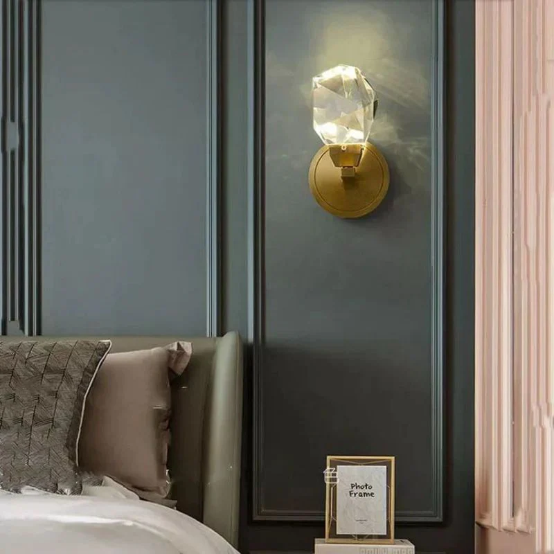 Slipe Faceted Crystal Prisms Short Wall Sconce - Image 3