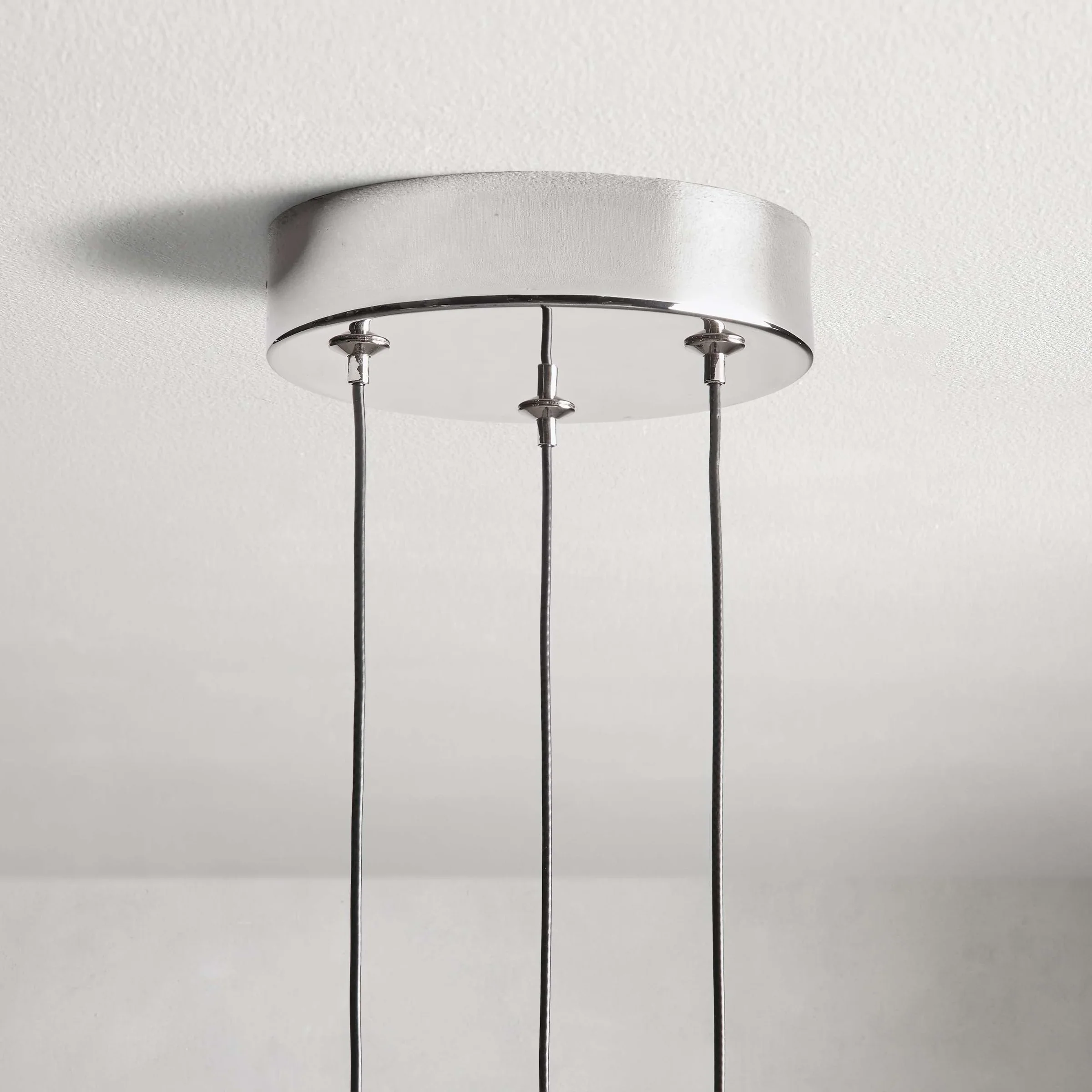 Soltaire 3-light Pendant - Image 10
