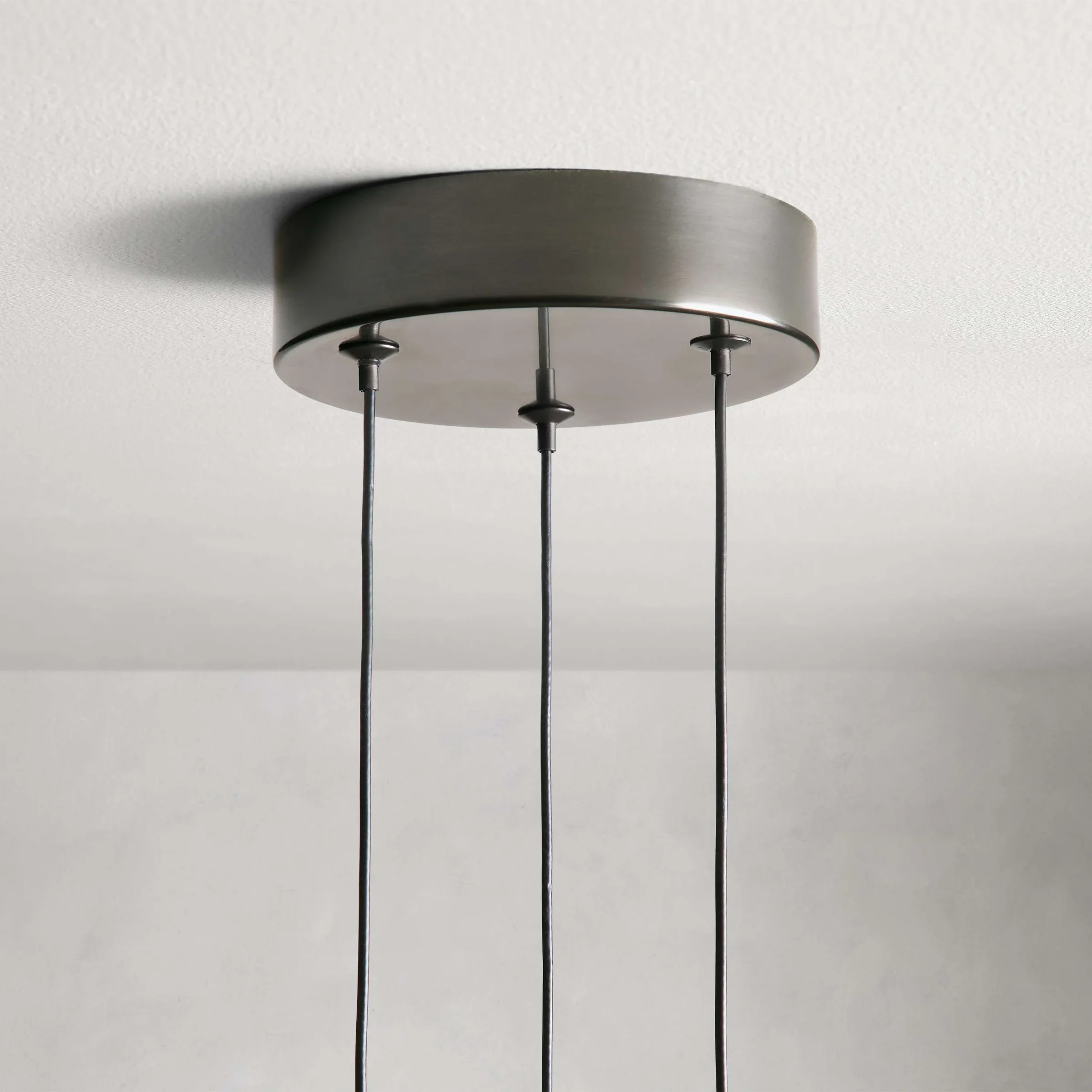 Soltaire 3-light Pendant - Image 8