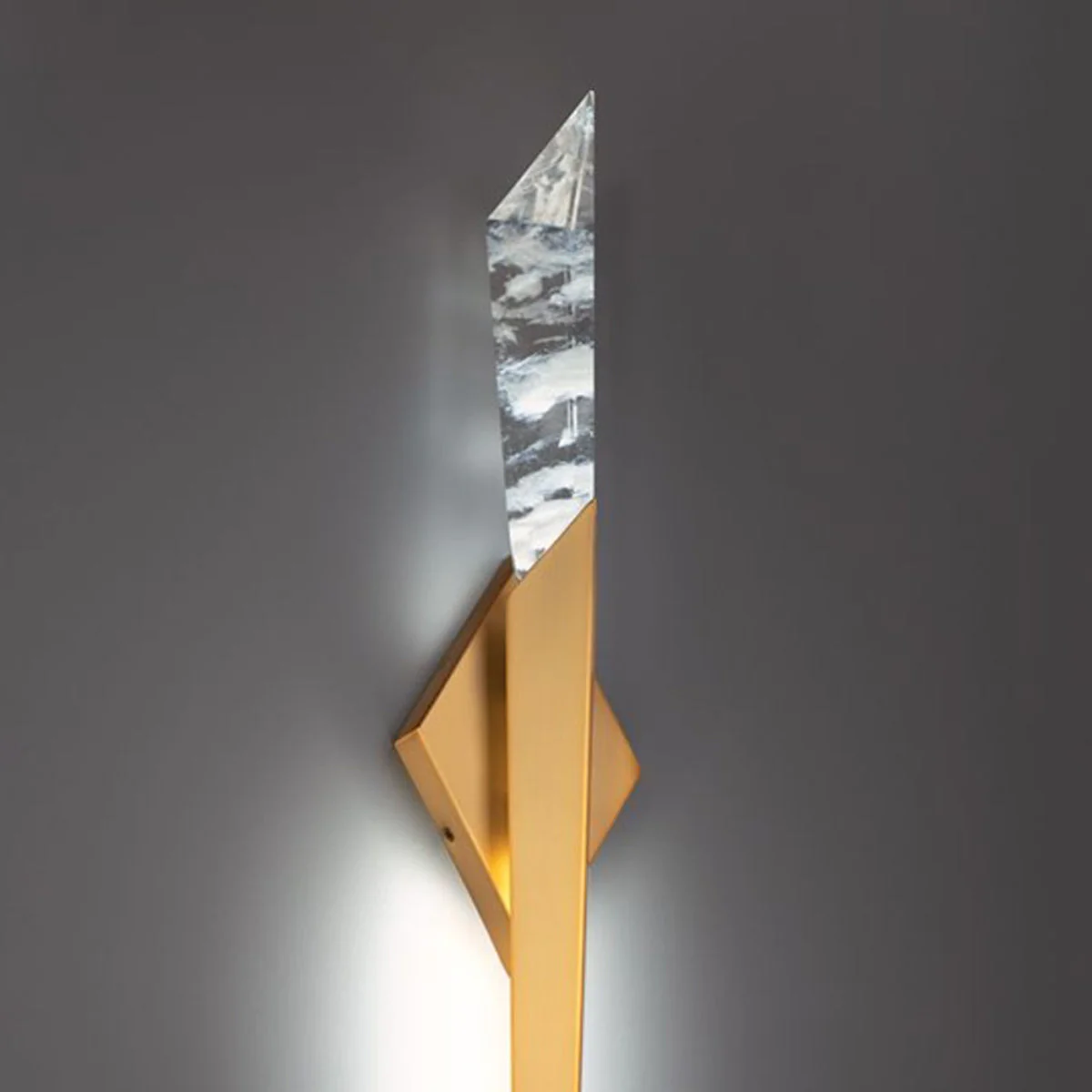 Solitu LED Wall Light - Image 7